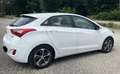 Hyundai i30 mit TÜV bis 11/2027, Automatik, tolles Auto Weiß - thumbnail 1