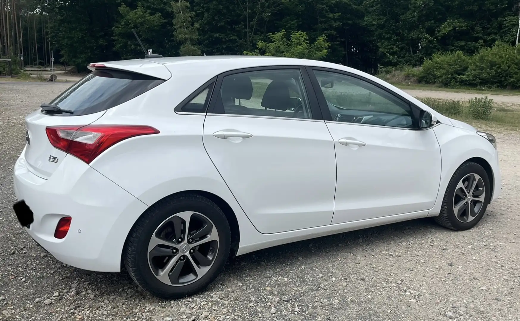 Hyundai i30 mit TÜV bis 11/2027, Automatik, tolles Auto Weiß - 1