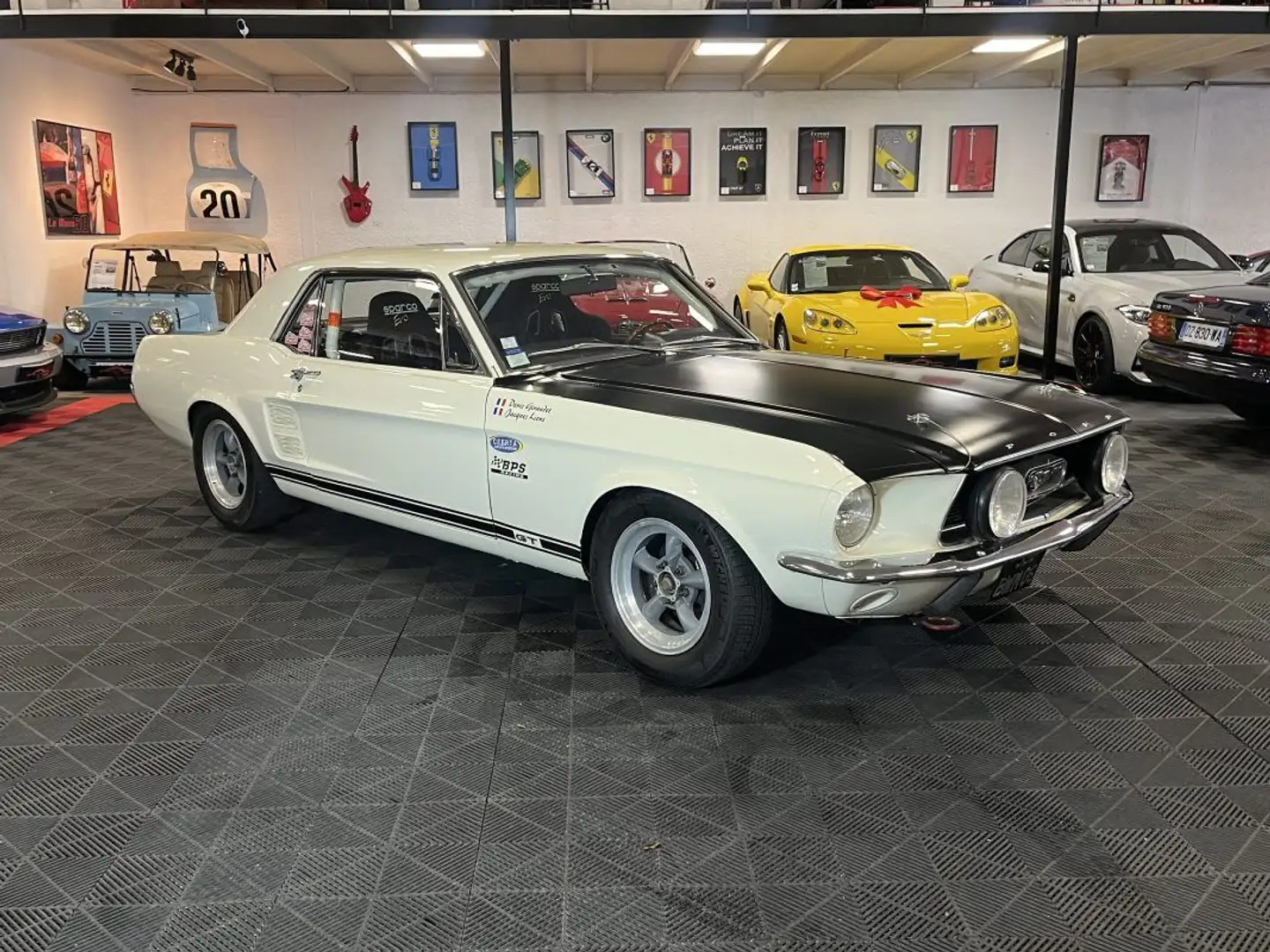 Ford Mustang GT 390 Wit - 1