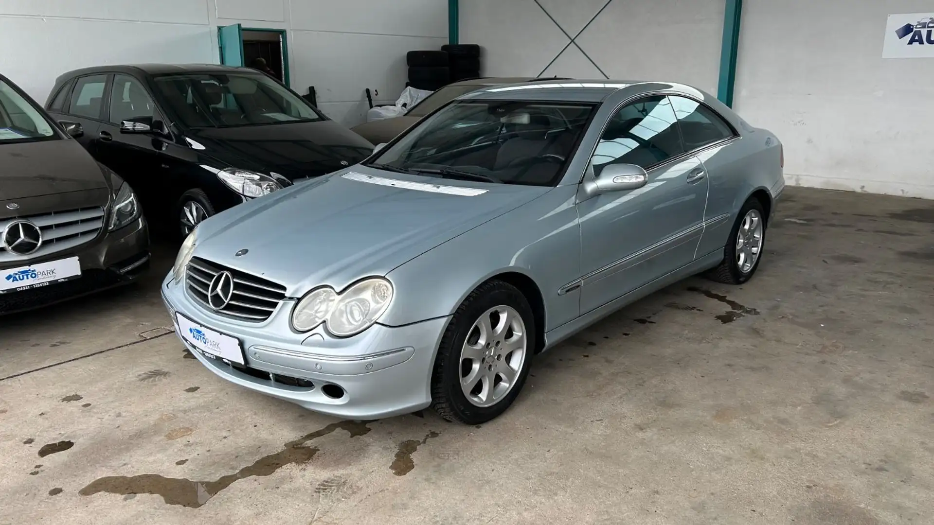 Mercedes-Benz CLK 270 CDI Grau - 1