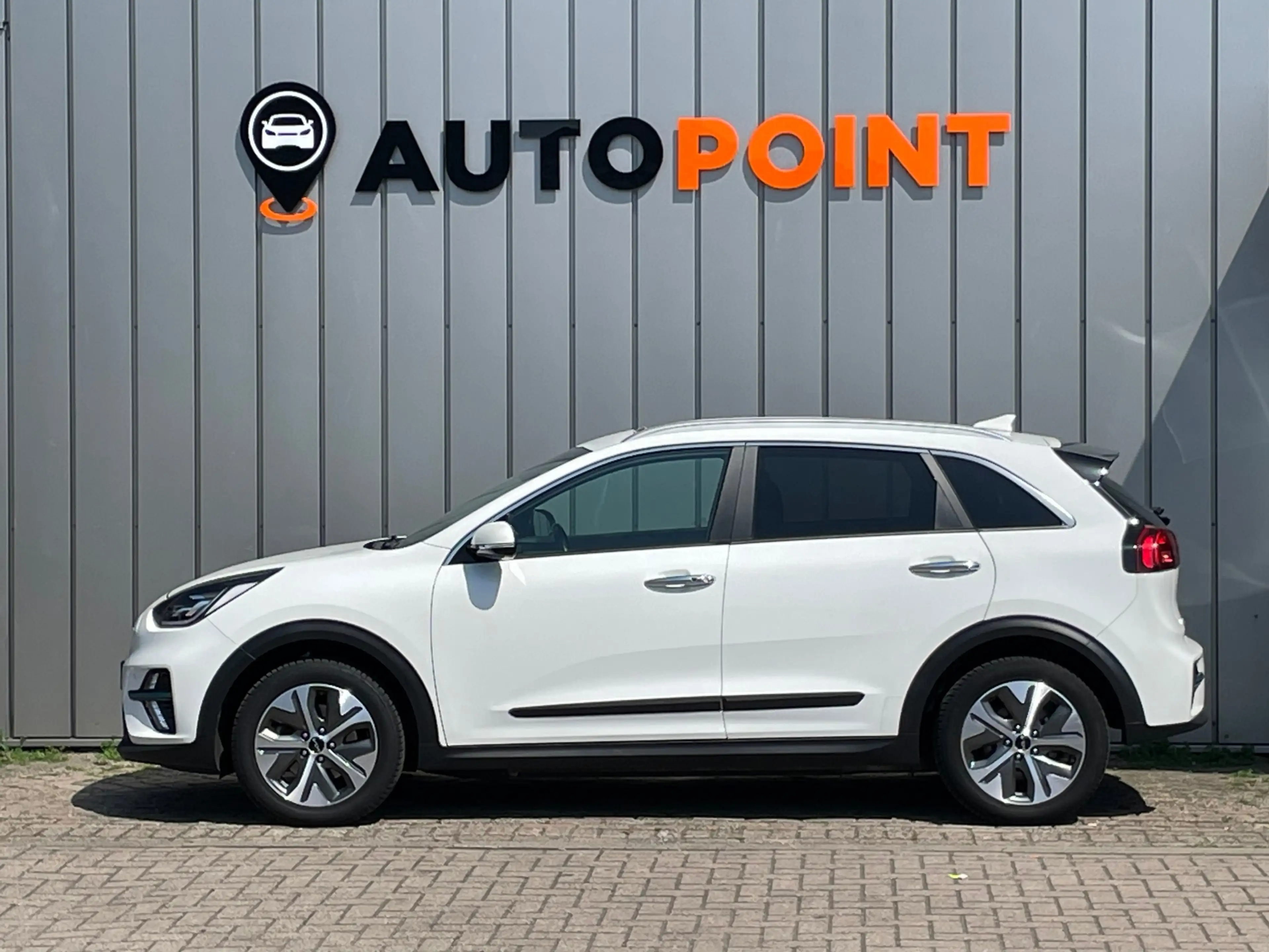 Kia e-Niro DynamicPlusLine 64 kWh SOH100% 1E EIG DEALEROND |P — photo 3