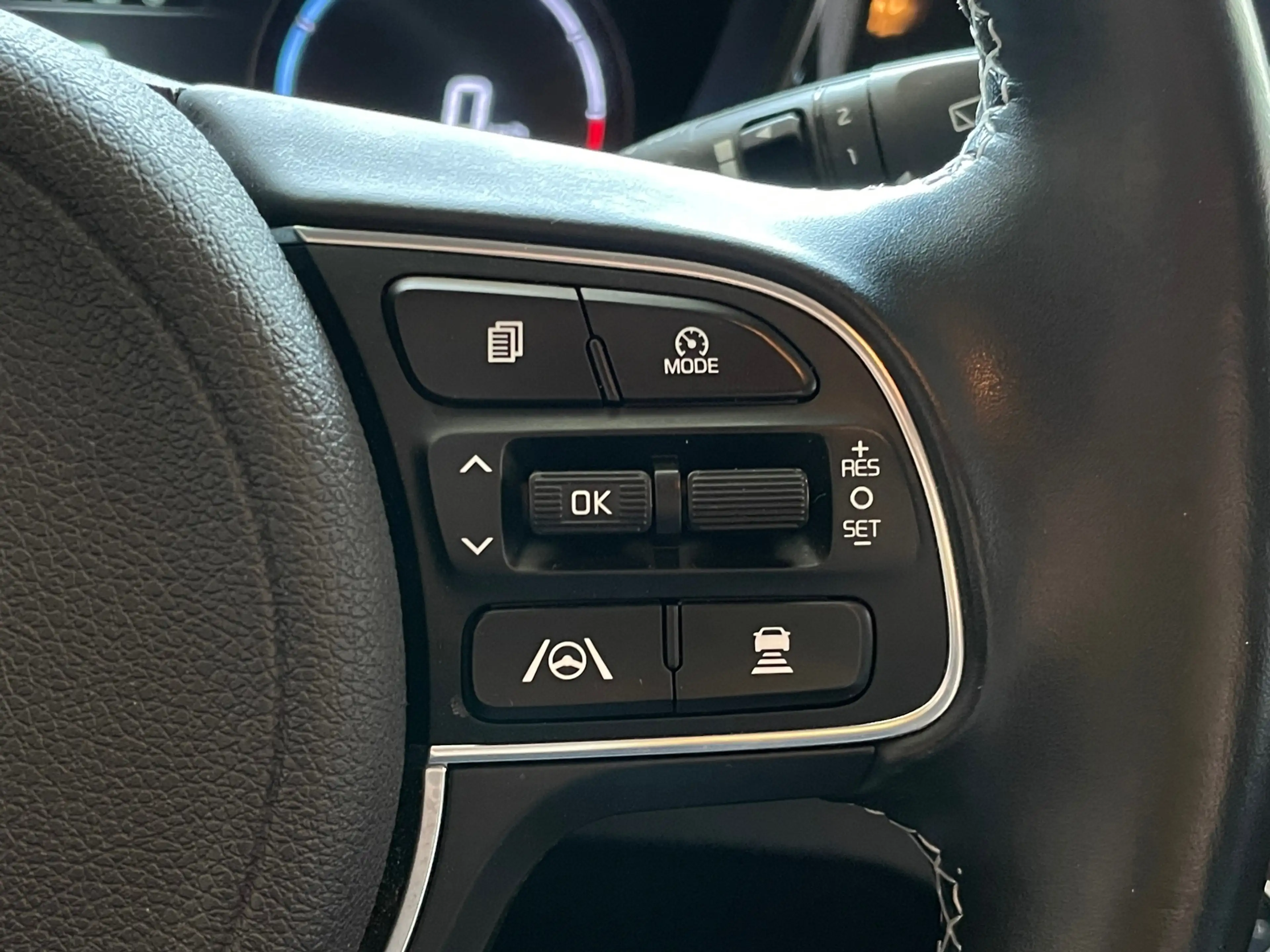 Kia e-Niro DynamicPlusLine 64 kWh SOH100% 1E EIG DEALEROND |P — photo 11