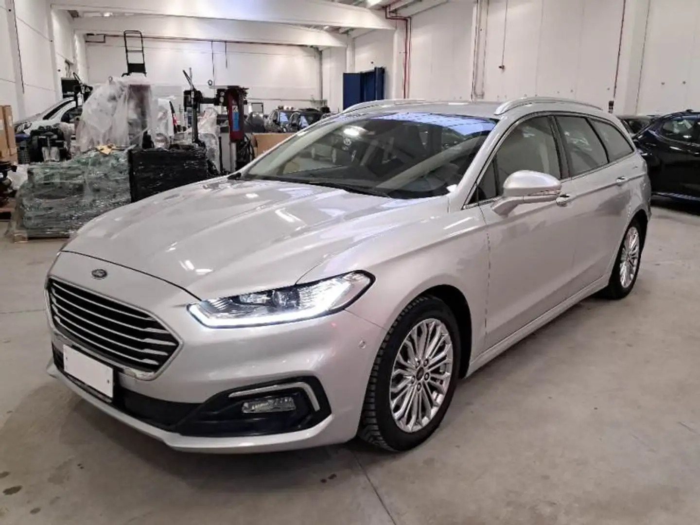 Ford Mondeo 2.0 Híbrido 138kW Titanium HEV AT SB Plateado - 2