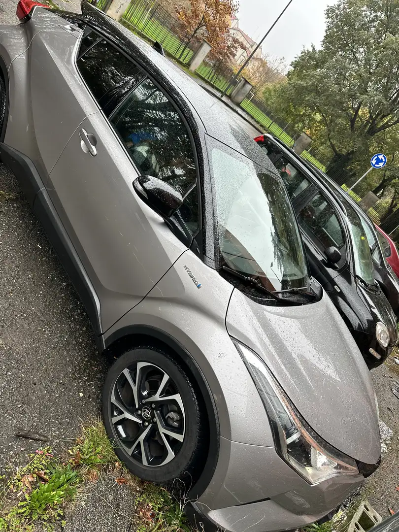 Toyota C-HR - 1