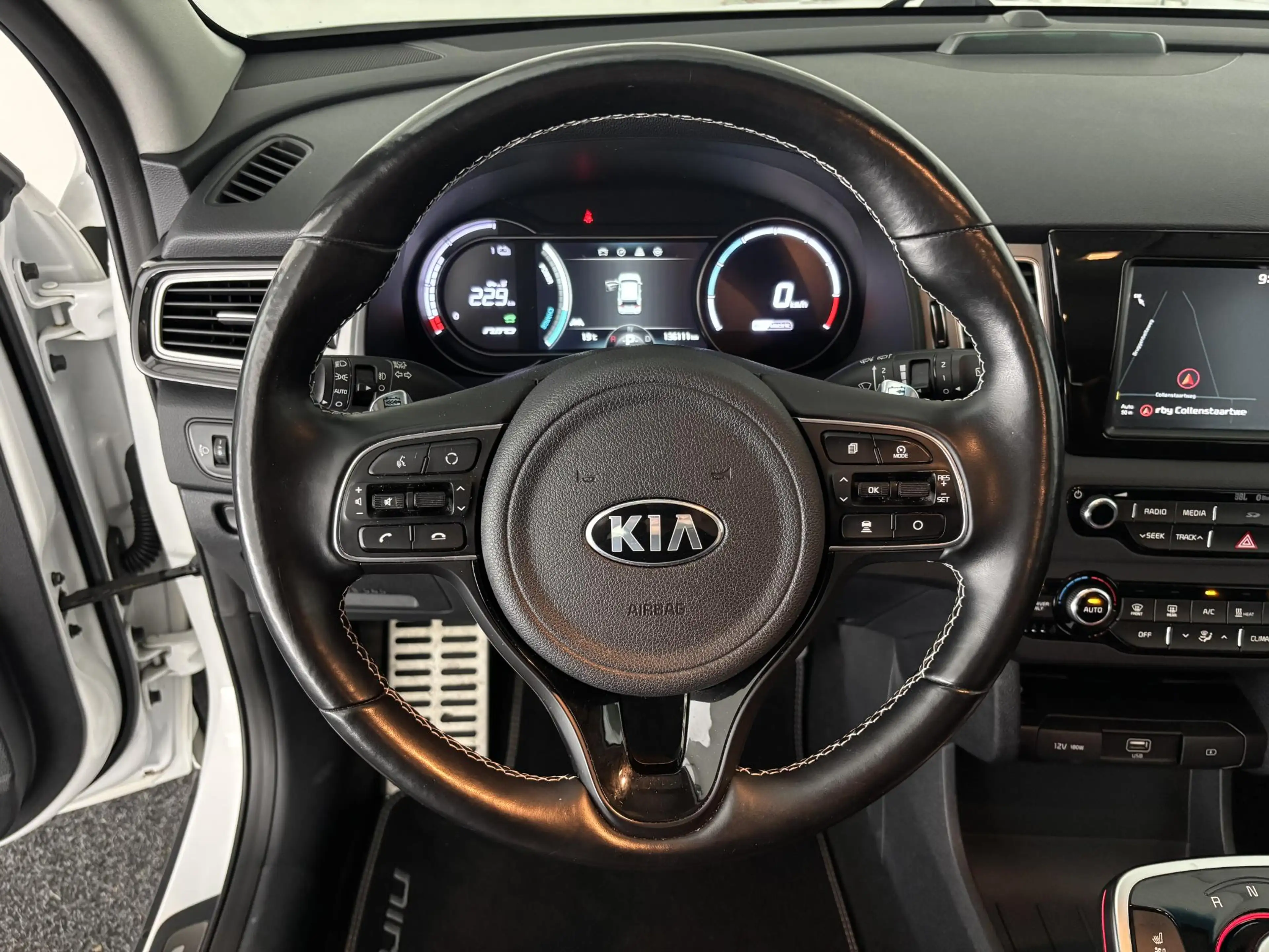 Kia e-Niro ExecutiveLine 64 kWh | SOH 100% | 4 NIEUWE ALL SEA — photo 8