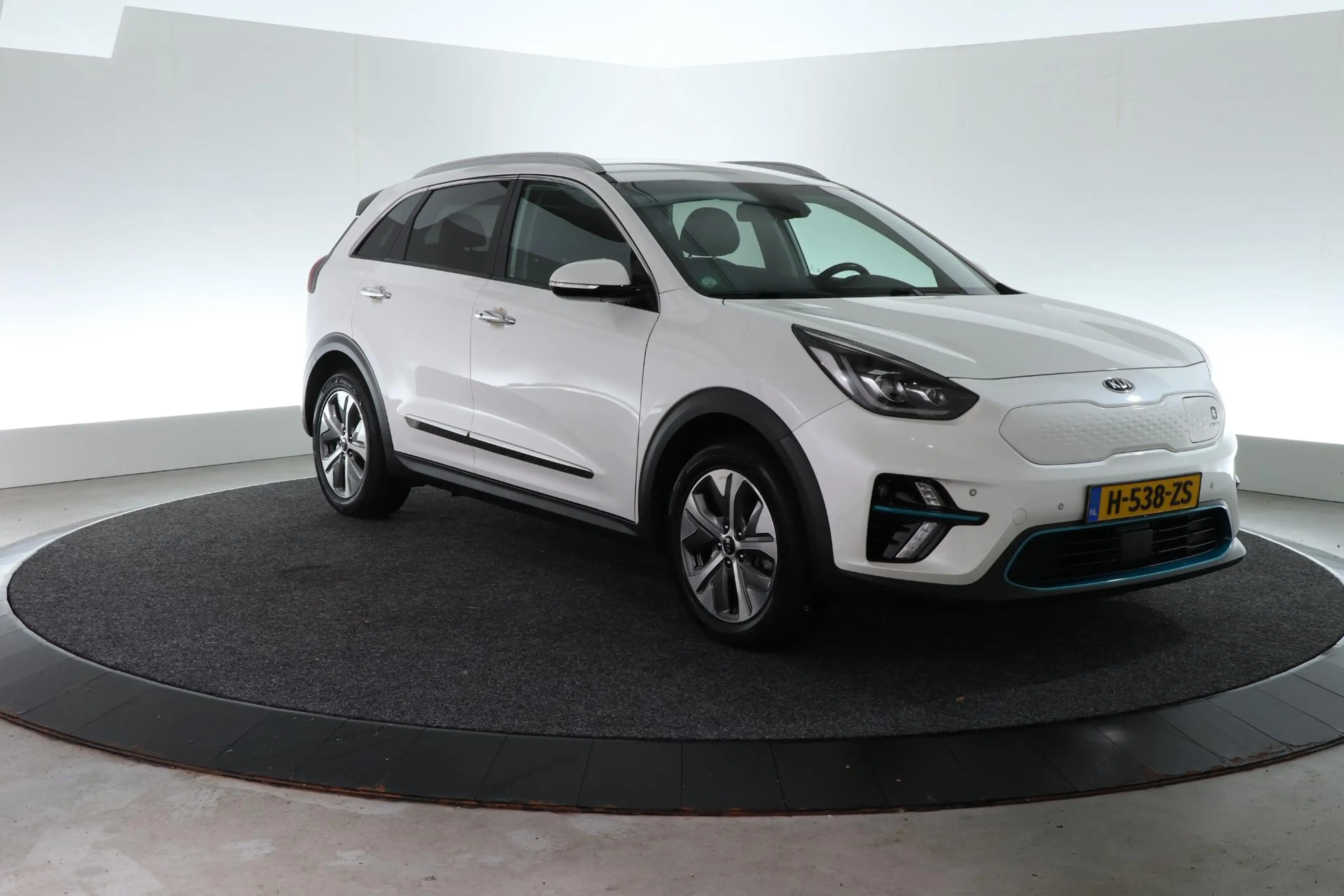 Kia e-Niro ExecutiveLine 64 kWh | SOH 100% | 4 NIEUWE ALL SEA — photo 14