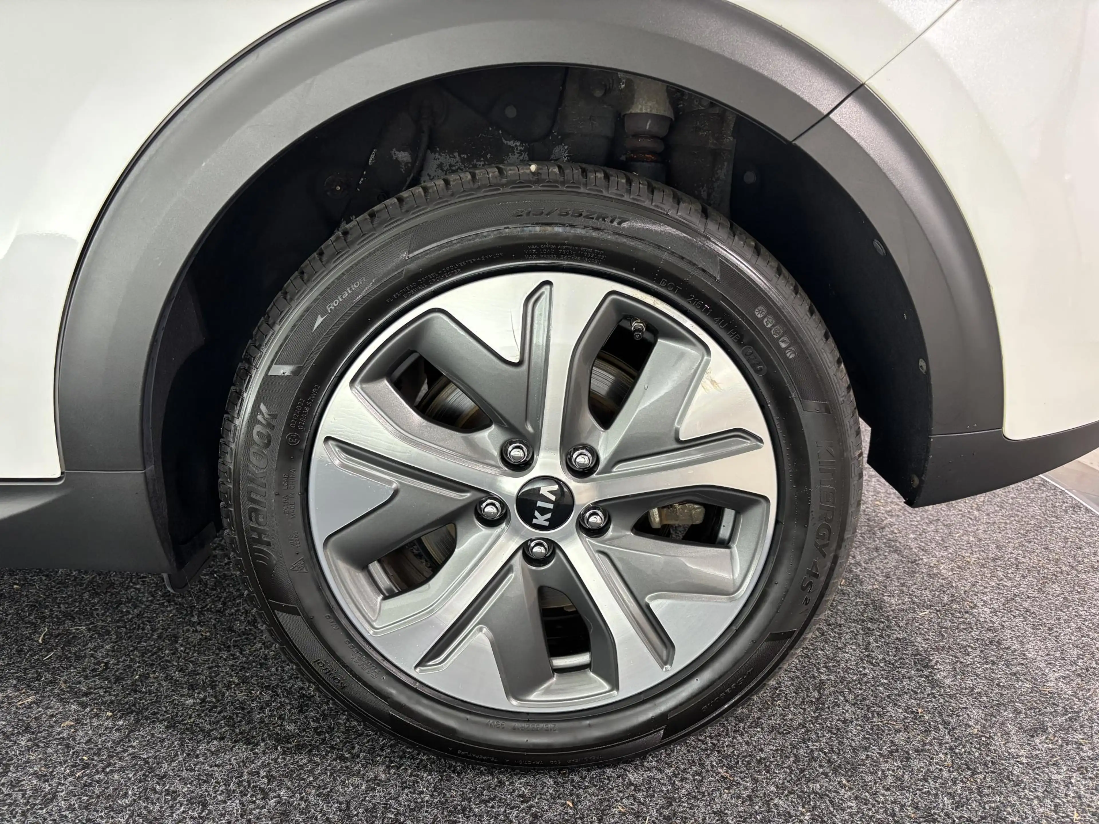 Kia e-Niro ExecutiveLine 64 kWh | SOH 100% | 4 NIEUWE ALL SEA — photo 26