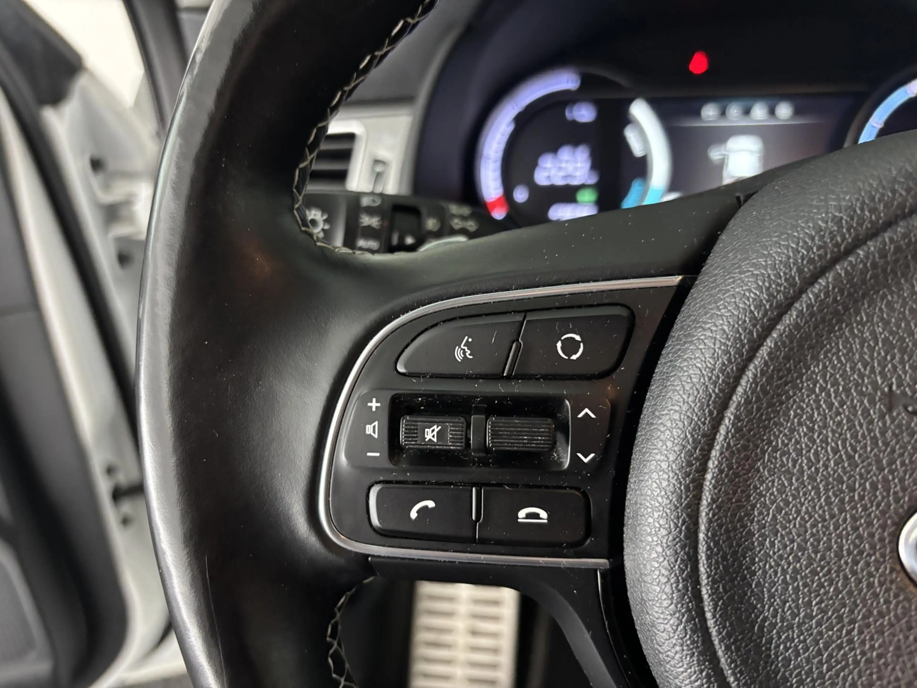 Kia e-Niro ExecutiveLine 64 kWh | SOH 100% | 4 NIEUWE ALL SEA — photo 16