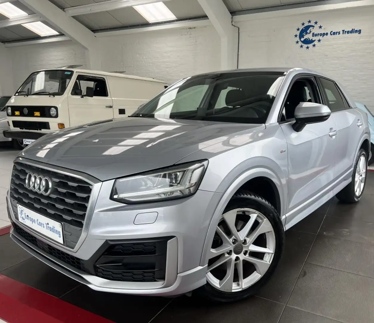 Audi Q2 S line 1.0 TFSI 115CH VIRTUAL COCKPIT GPS GAR 12M Grijs - 1