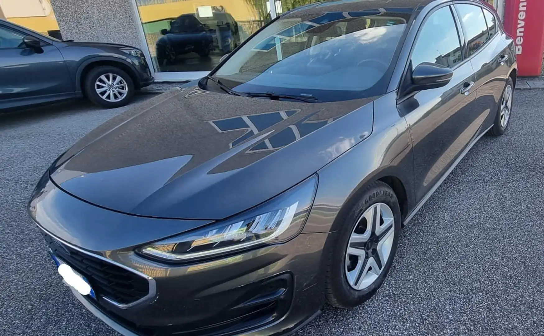Ford Focus V° serie 2022 1.5 ecoblue Business 120cv auto Gris - 1