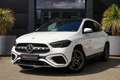 Mercedes-Benz GLA 180 Star Edition AMG Line 136pk Panoramadak/Stoelverwa Wit - thumbnail 1