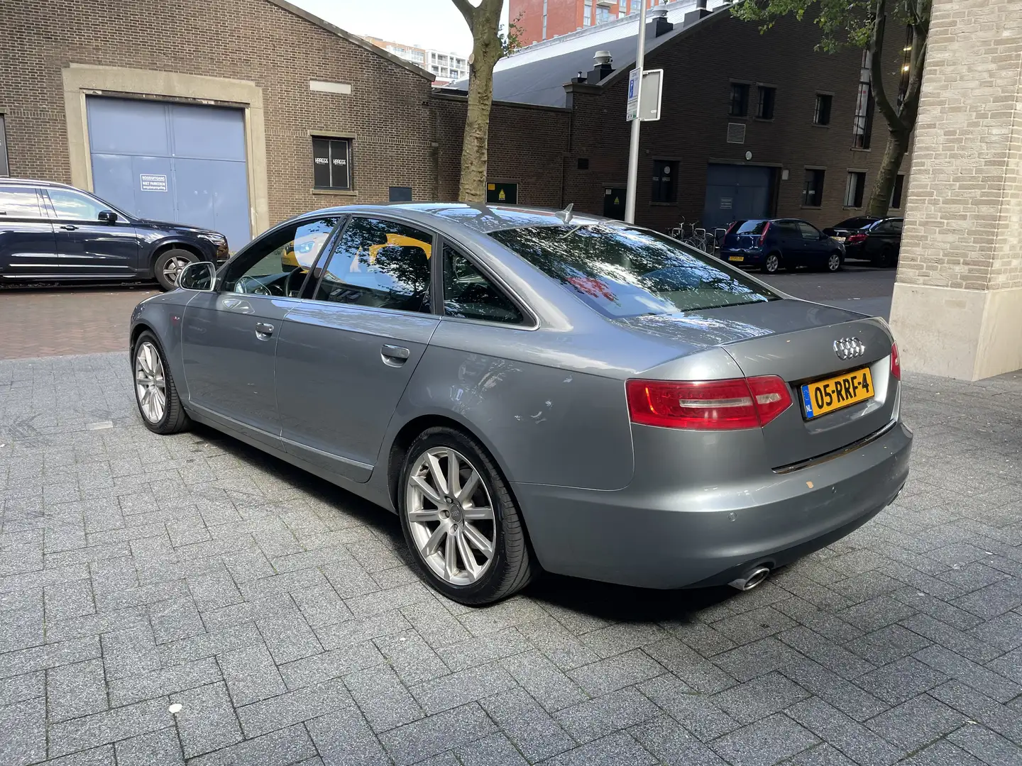 Audi A6 2.0 TFSI Pro Line S Grijs - 2