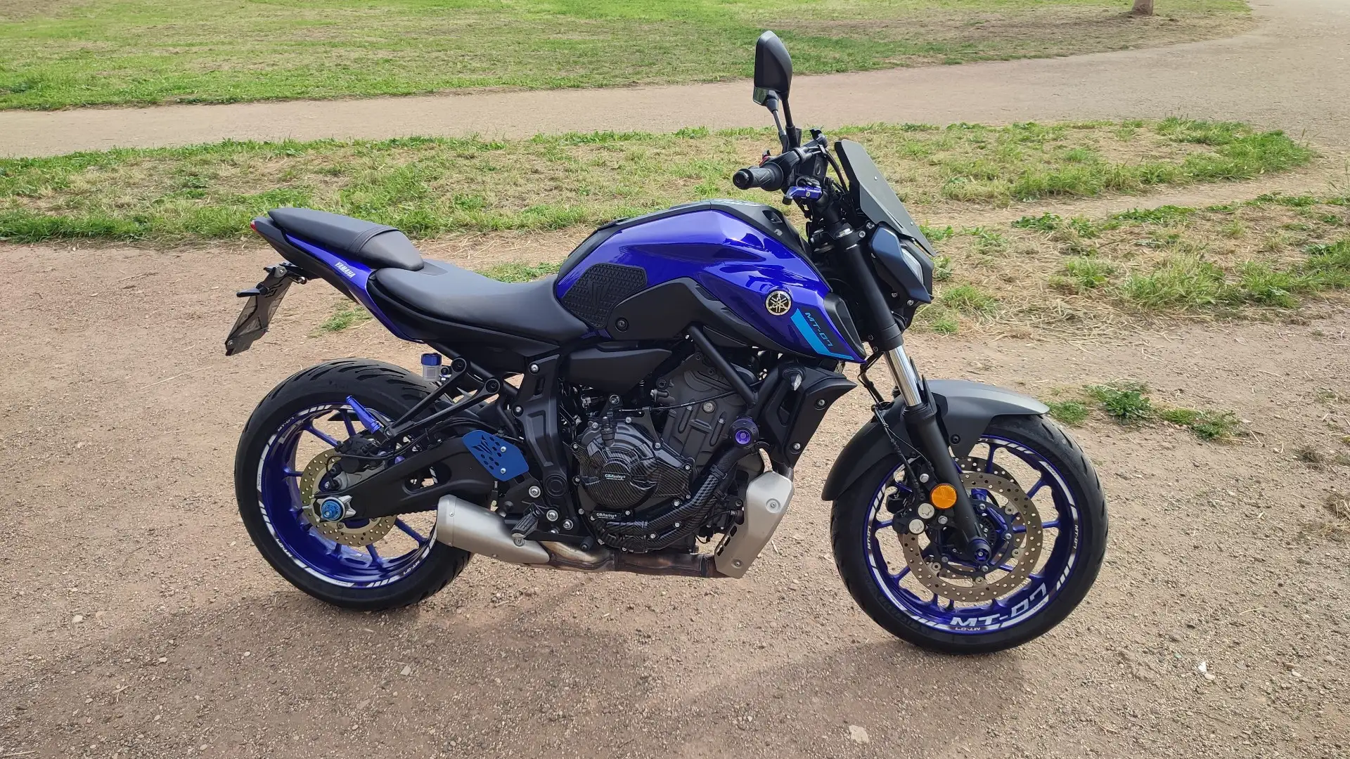 Yamaha MT-07 Pure ABS Azul - 2