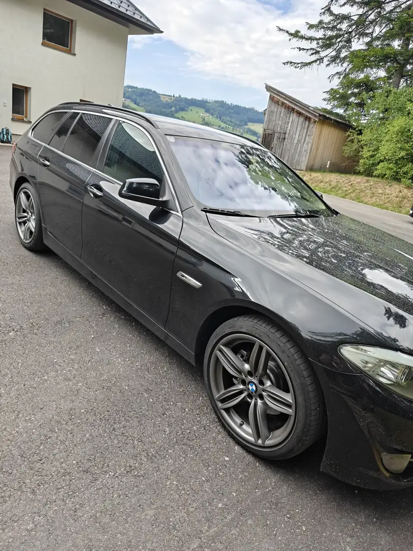 BMW 520 520d Touring - 1