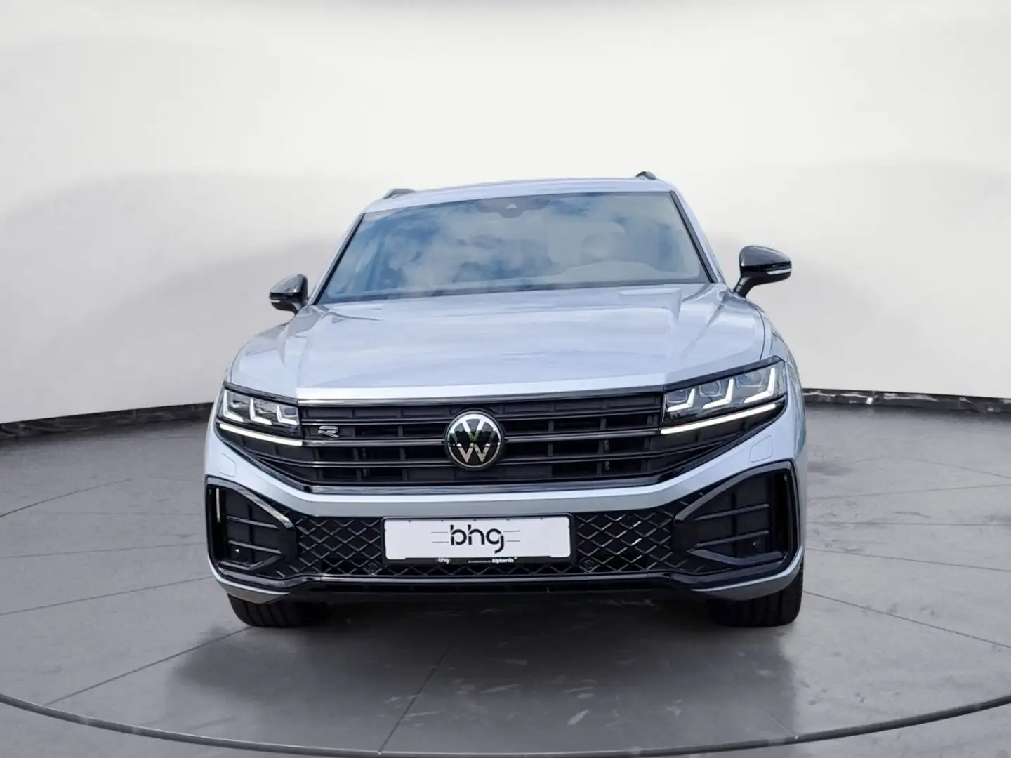 Volkswagen Touareg R-Line 3,0 l V6 TDI SCR 4MOTION 8-Gang-A Silver - 2