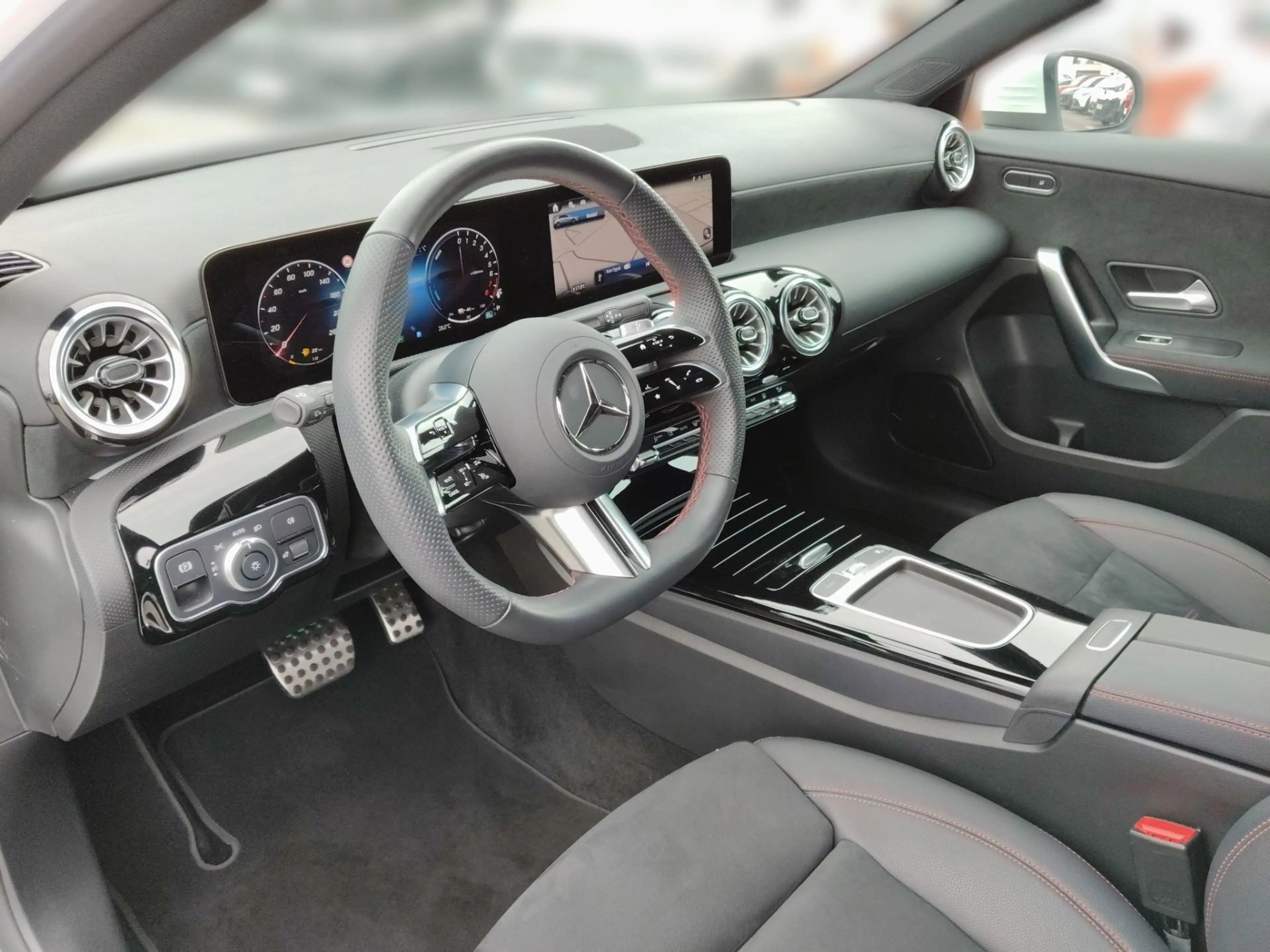 Mercedes-Benz A 250 e Hybrid 2xKlima 360 AUT Kam. KlimaA LED — photo 10