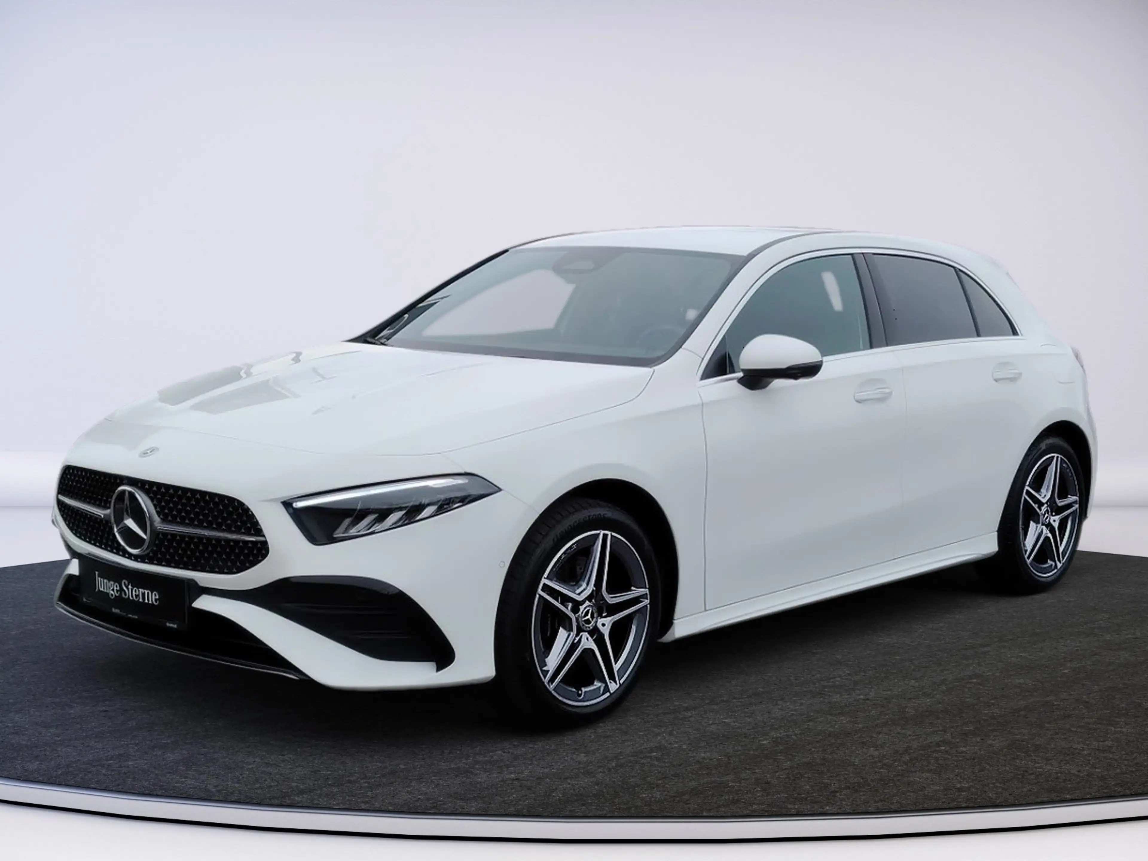 Mercedes-Benz A 250 e Hybrid 2xKlima 360 AUT Kam. KlimaA LED — photo 2