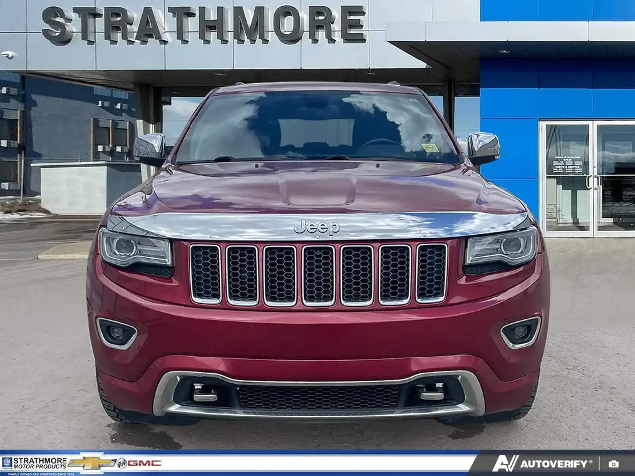 Jeep Grand Cherokee снимка Jeep Grand Cherokee