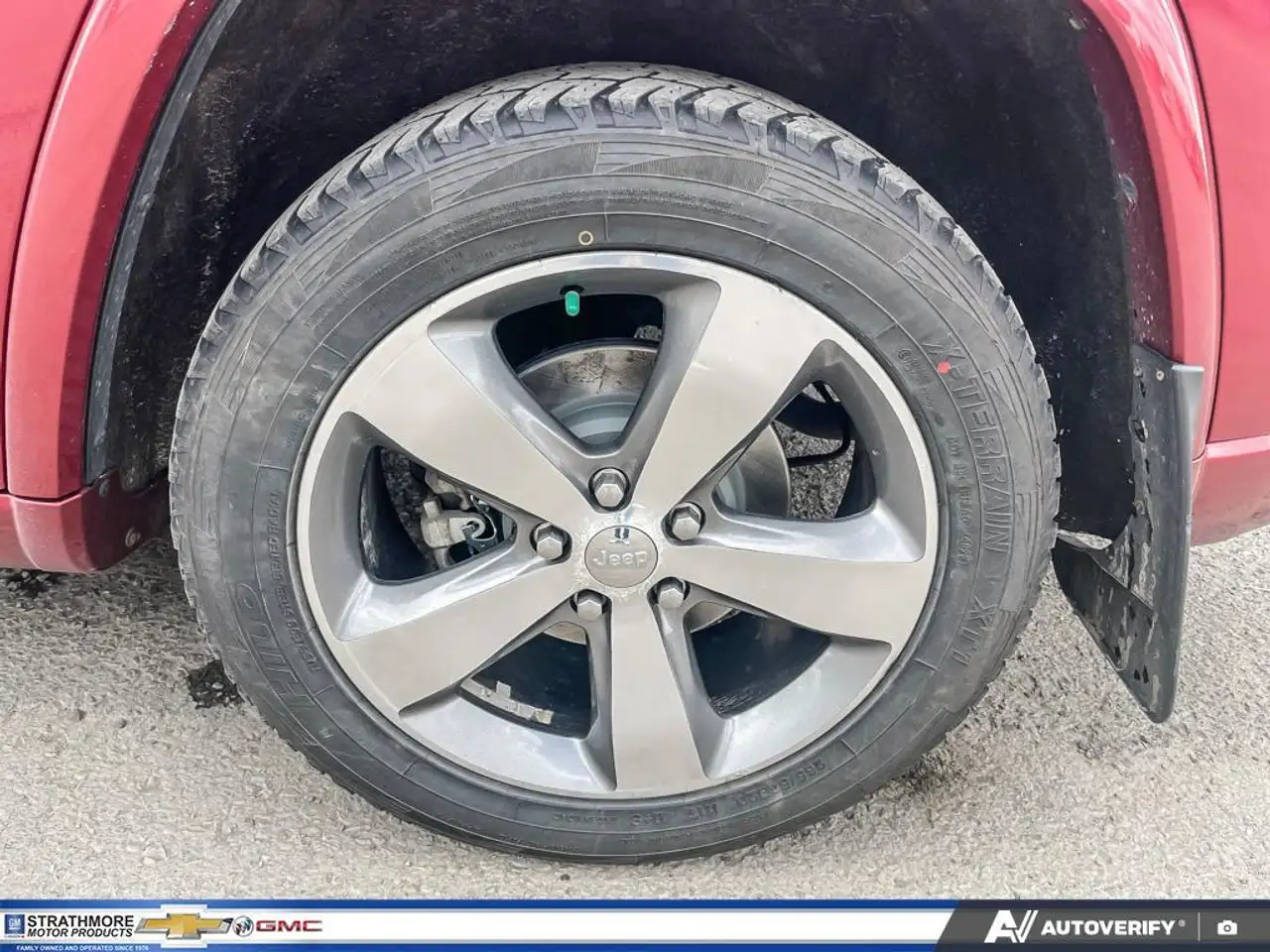 Jeep Grand Cherokee снимка Jeep Grand Cherokee
