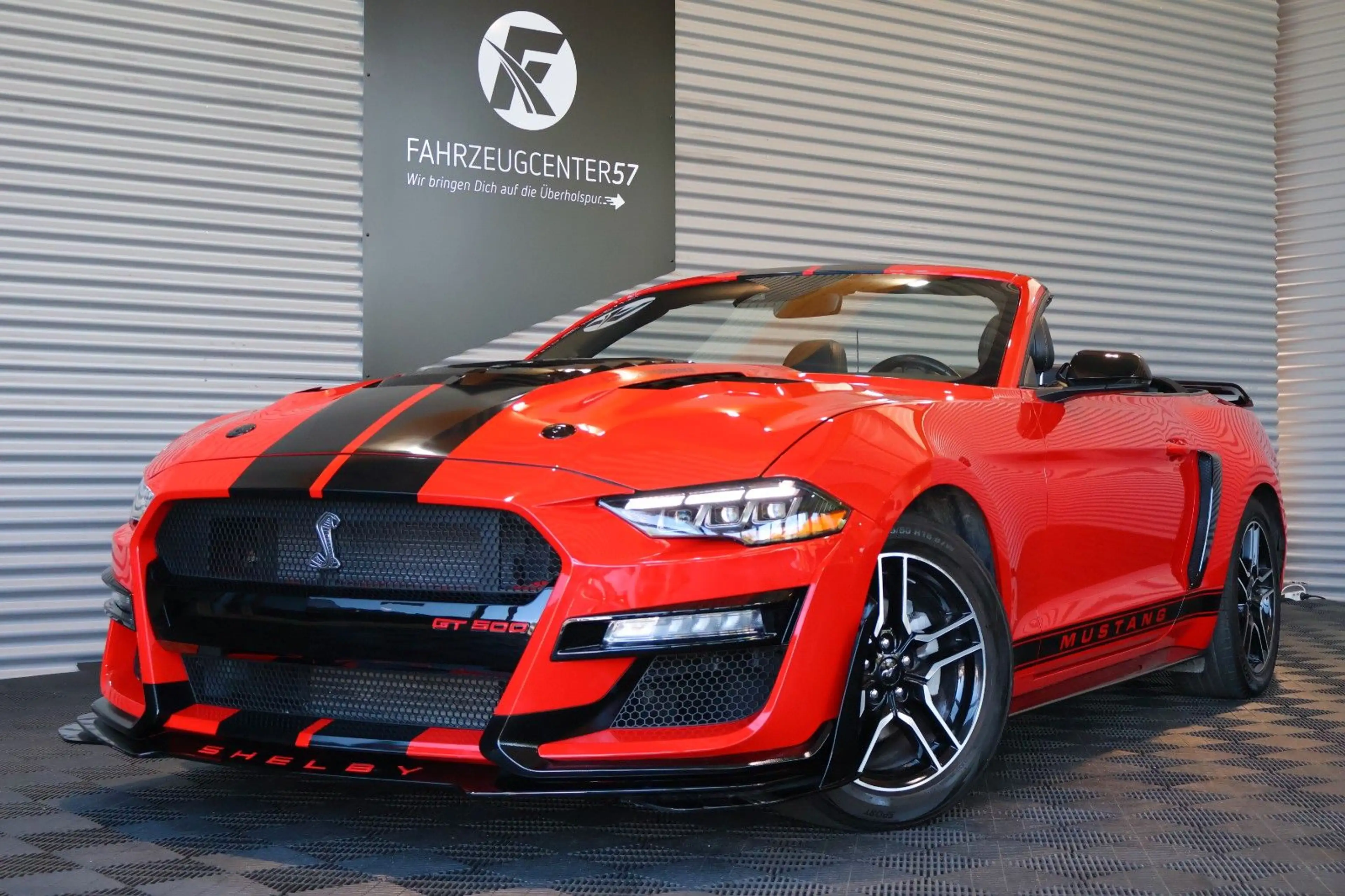 Ford Mustang 2.3 EcoBoost/SHELBY OPTIK/CARPLAY/KAMERA