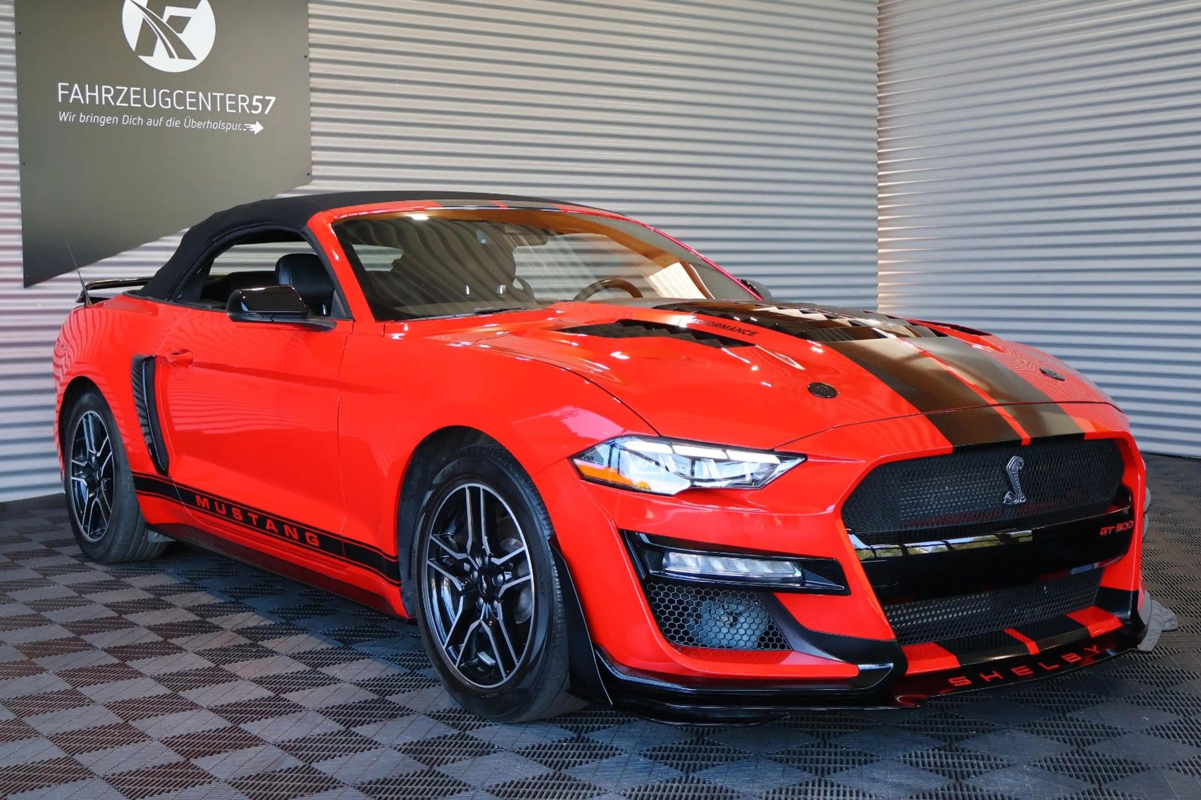 Ford Mustang 2.3 EcoBoost/SHELBY OPTIK/CARPLAY/KAMERA — photo 6