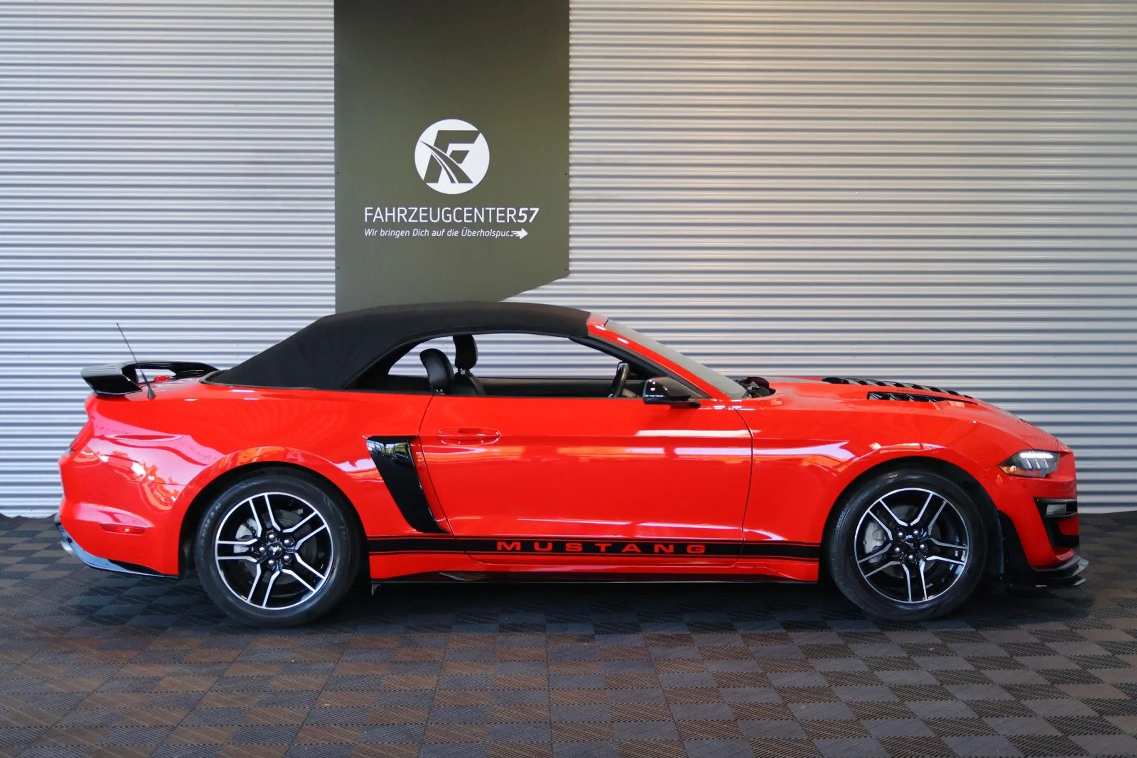 Ford Mustang 2.3 EcoBoost/SHELBY OPTIK/CARPLAY/KAMERA — photo 5