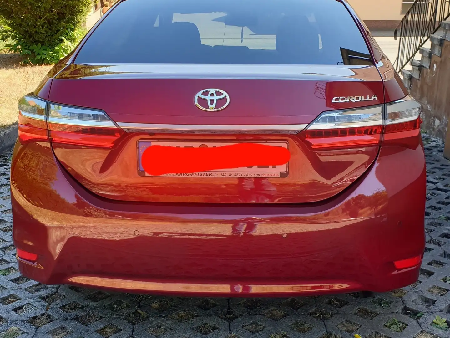 Toyota Corolla Executive Kırmızı - 2