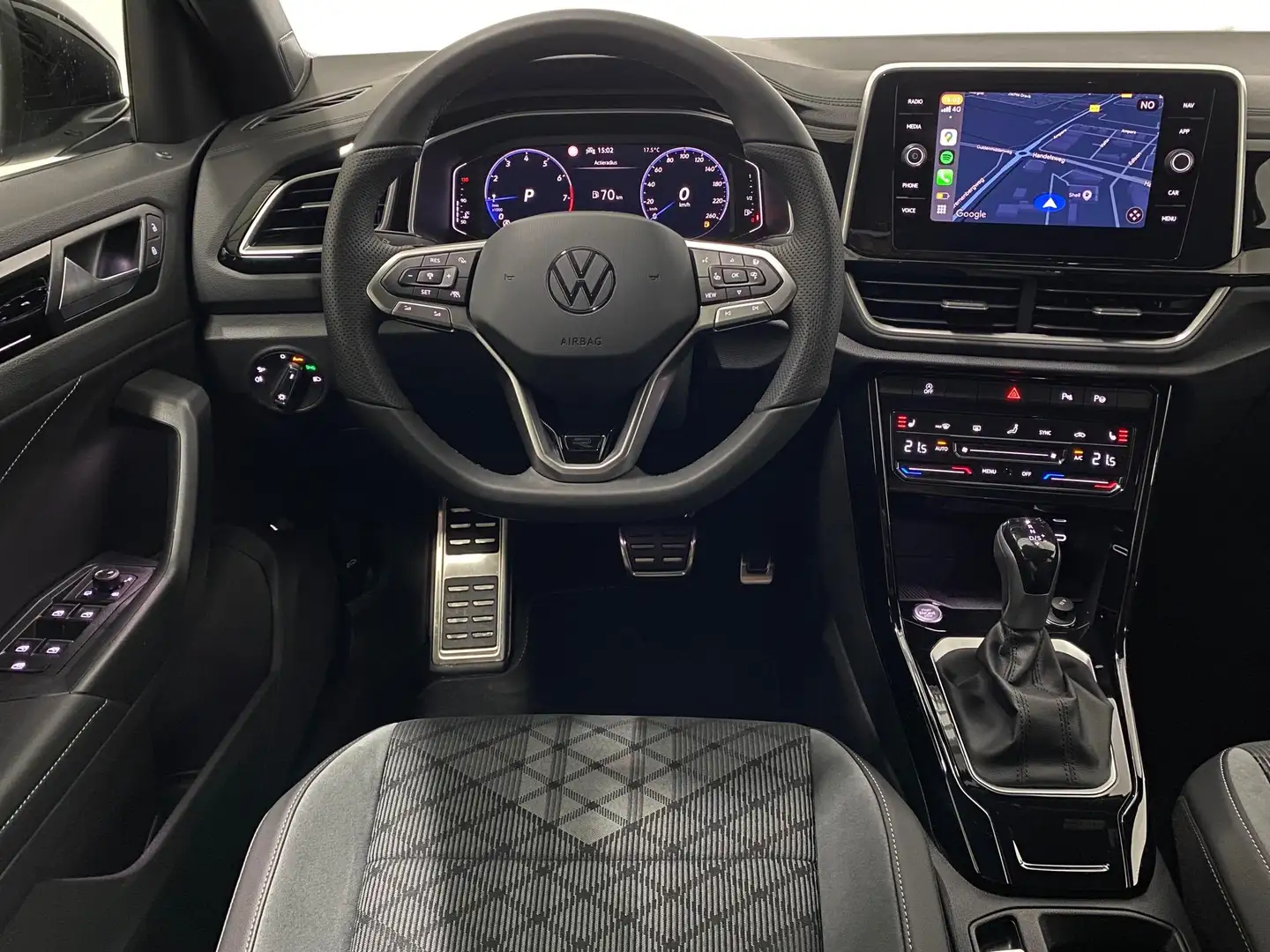 Volkswagen T-Roc 1.5 TSI R-Line Edition 2x R line Camera IQ-light/M Zwart - 2