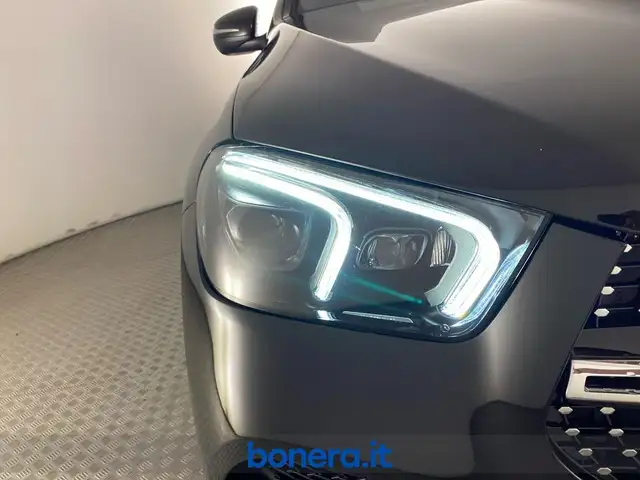 Mercedes-Benz GLE view 8