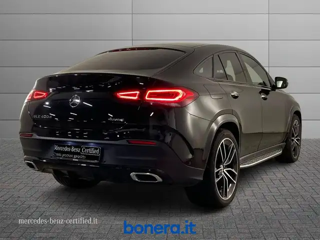 Mercedes-Benz GLE view 3