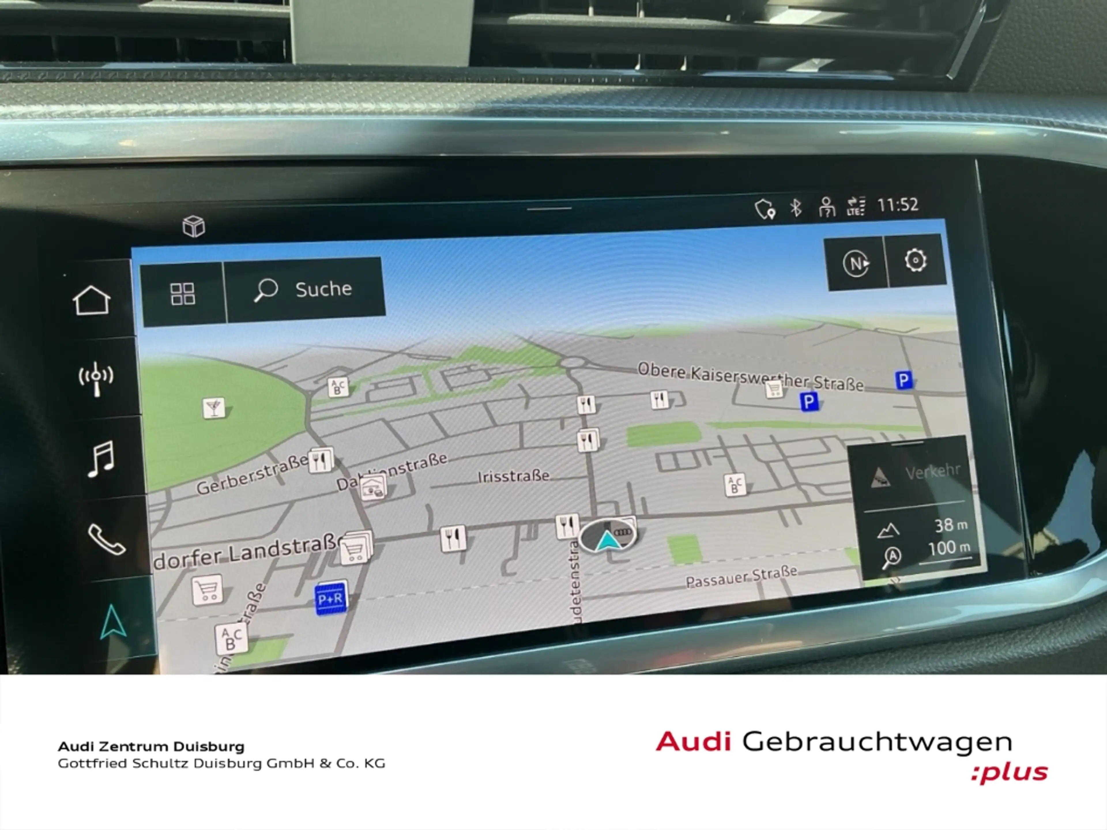 Audi Q3 40 TFSI quattro S line — photo 15