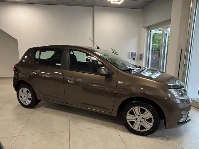 Dacia Sandero view 7