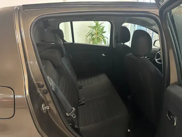 Dacia Sandero view 8