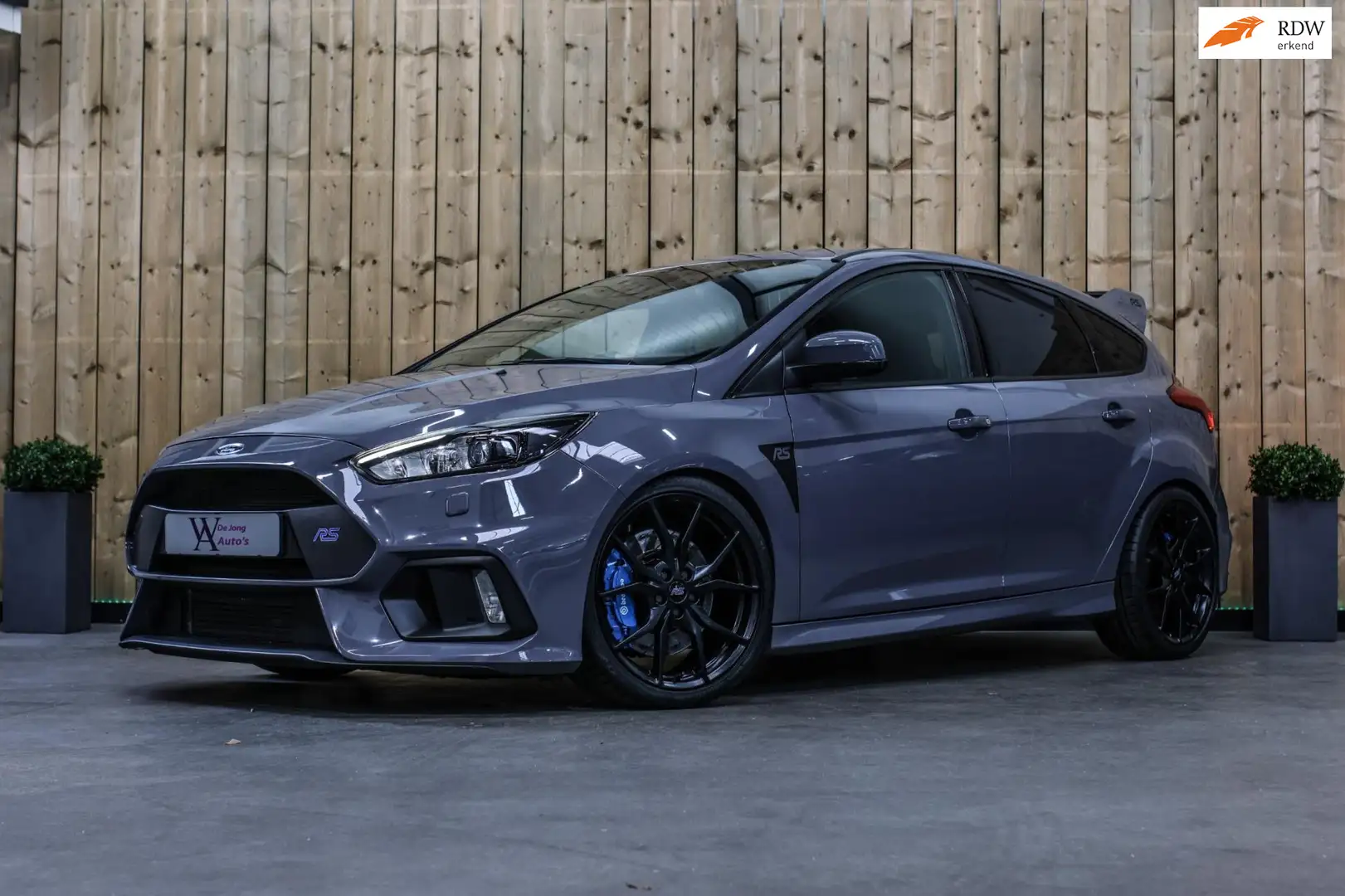 Ford Focus 2.3 RS *Schaalstoelen*Camera*1e eigenaar*Zeer netj Grijs - 1