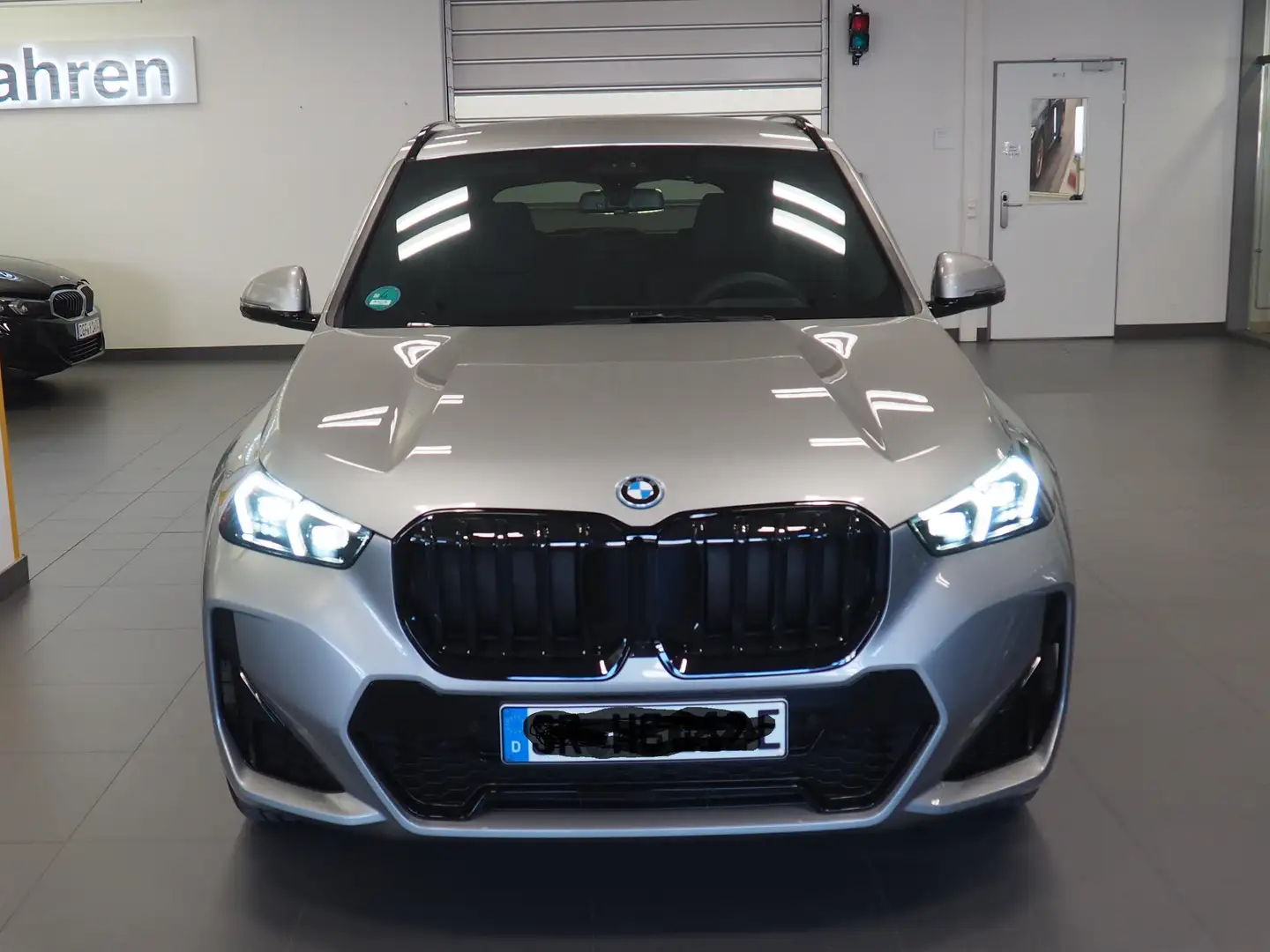 BMW X1 X1 xDrive30e Aut. M Sportpaket Silber - 1