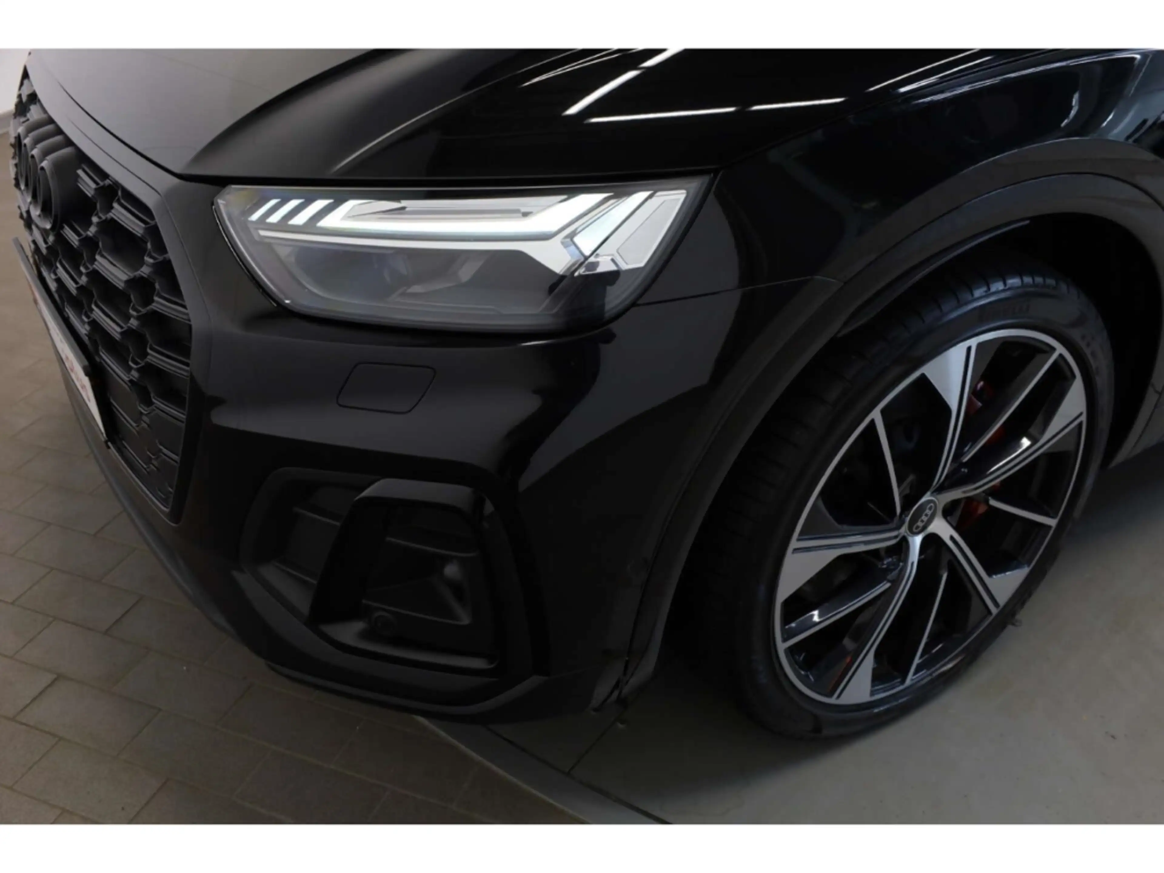 Audi SQ5 TDI quattro — photo 6