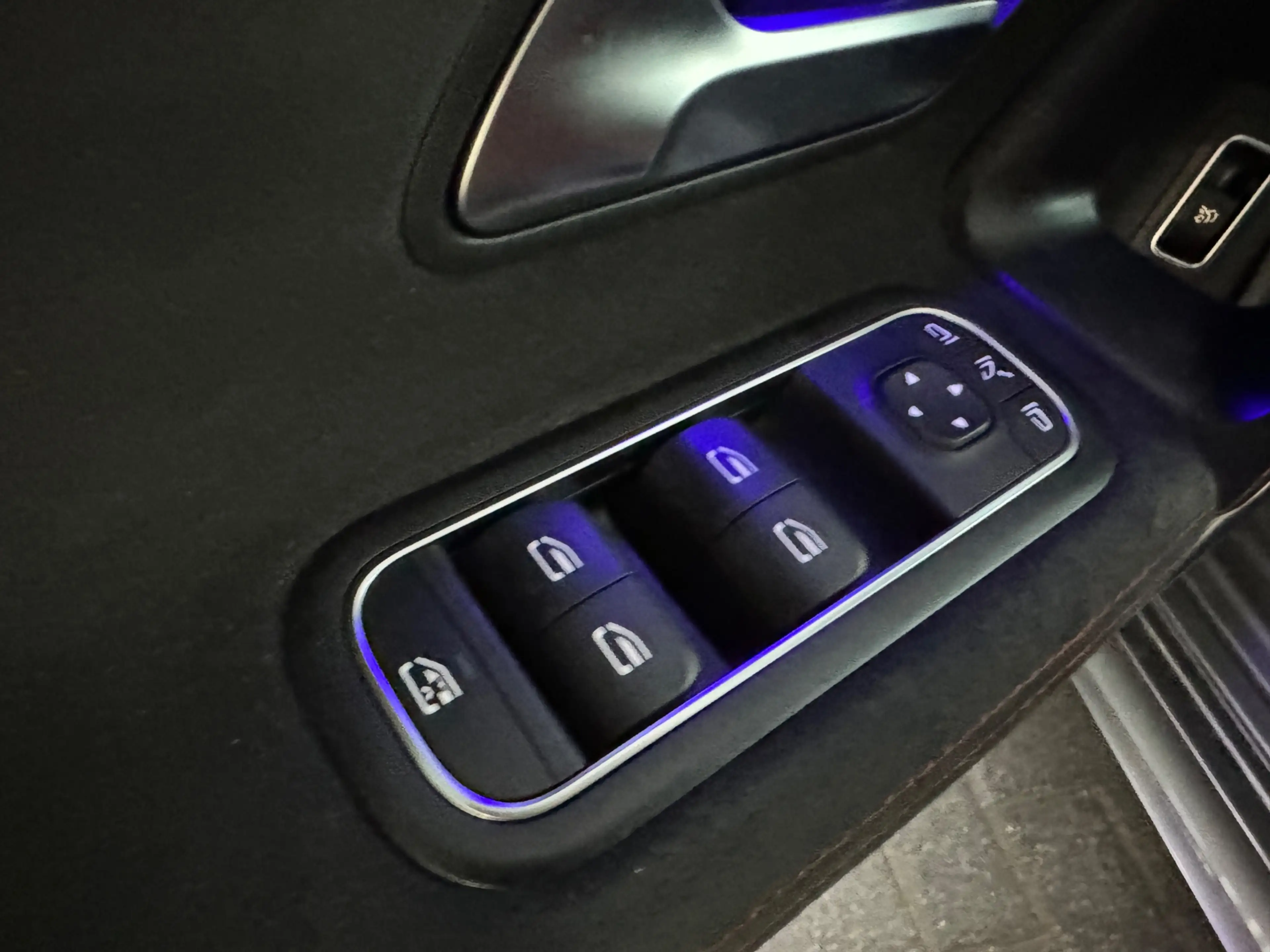 Mercedes-Benz CLA 220 4MATIC AMG Pano|Burmester|BlindSpot|Camera — photo 14