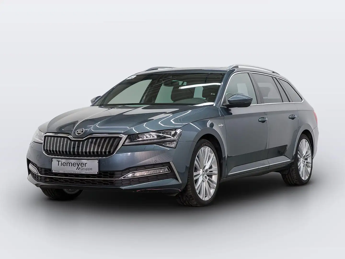 Skoda Superb Combi 1.4 iV L+K MATRIX LEDER PANO AHK Grau - 2
