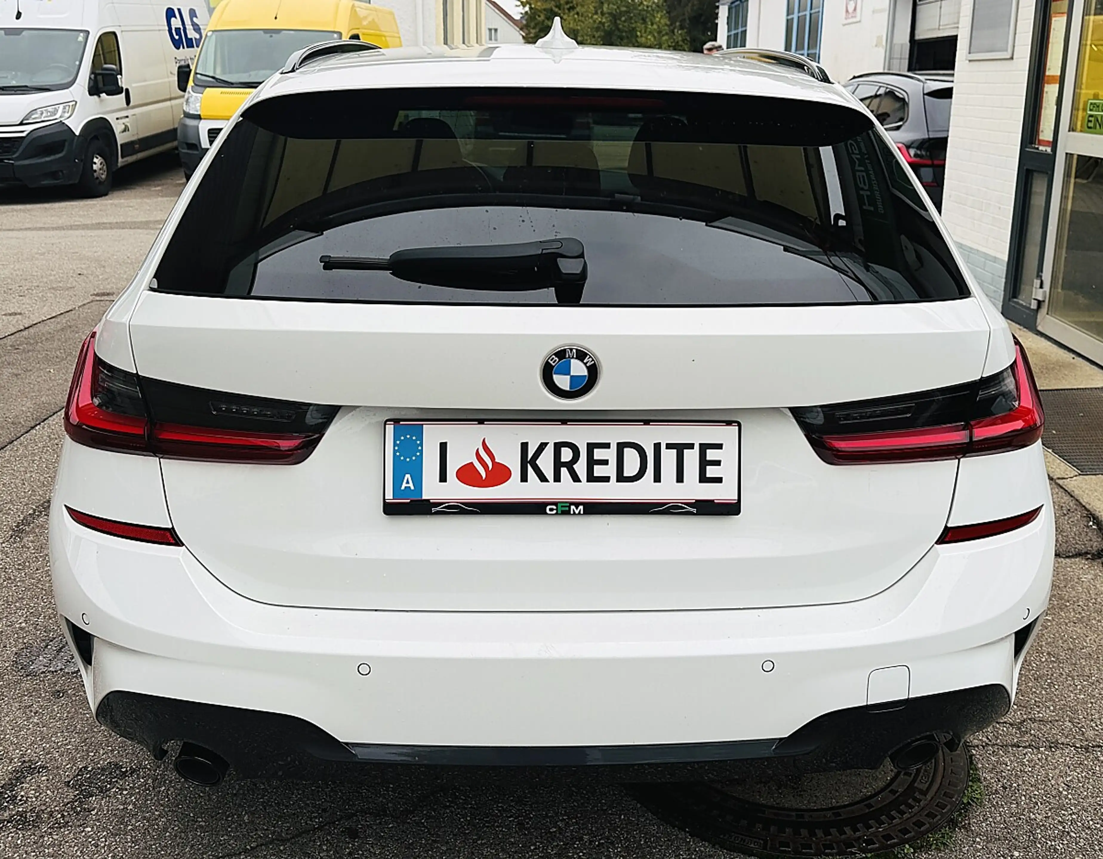 BMW 318 d Mild Hybrid M Sport (EURO 6d) — photo 8