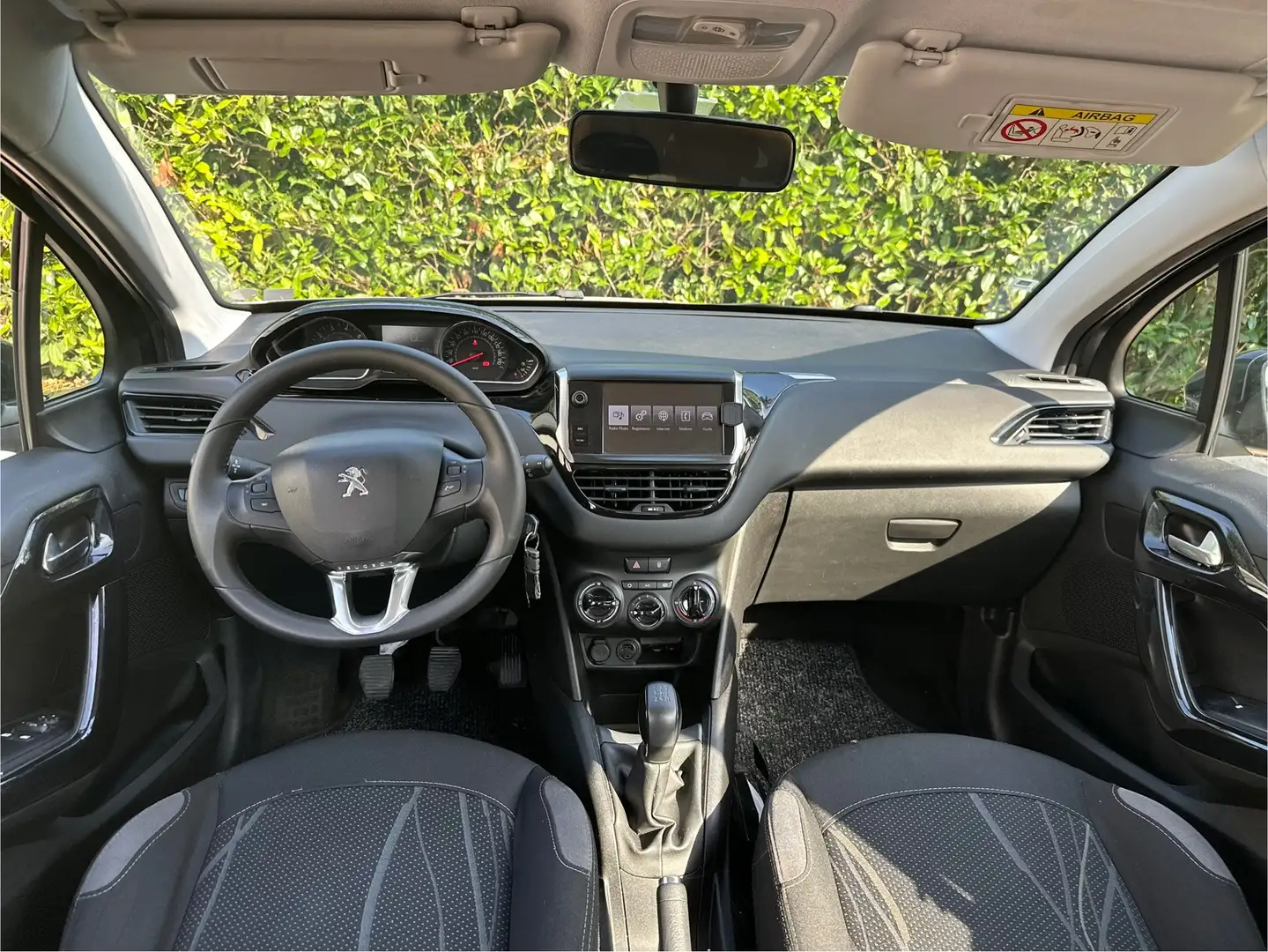 Peugeot 208 5p 1.2 puretech Allure 82cv - 2
