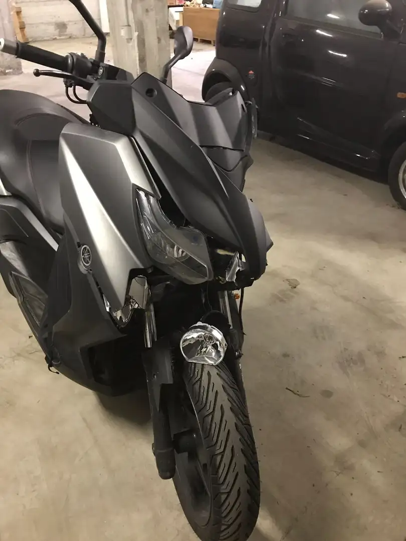 Yamaha X-Max 250 Grigio - 1