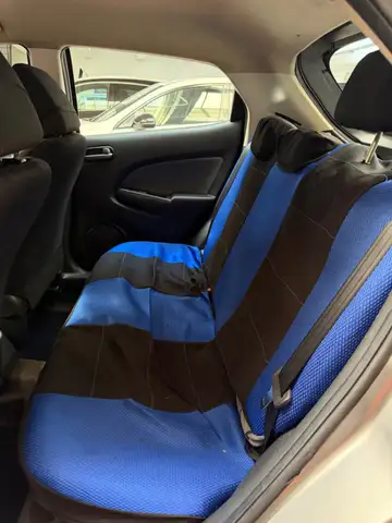 Mazda Mazda2 view 6