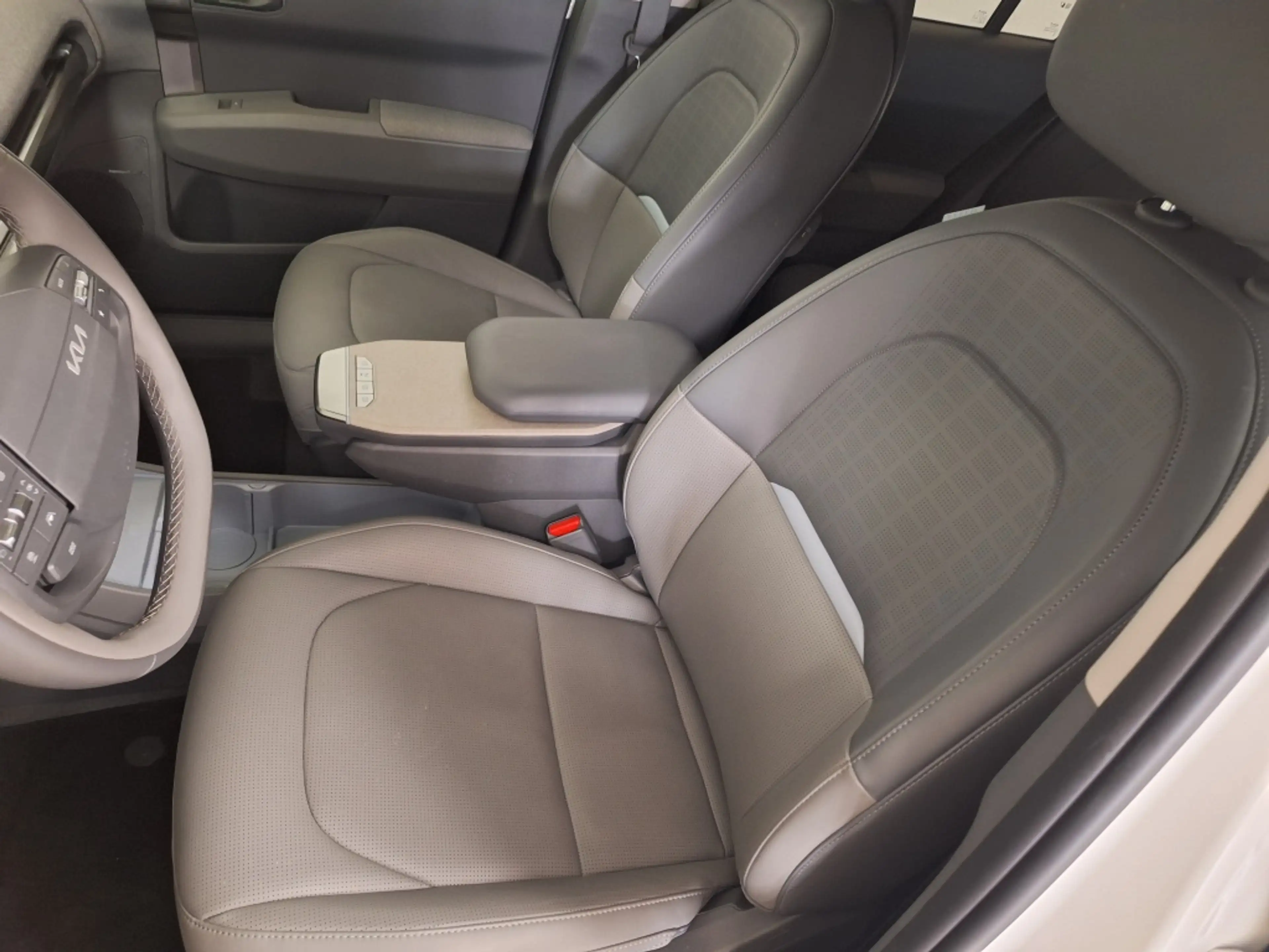 Kia EV3 Plus Advanced 58.3 kWh — photo 12