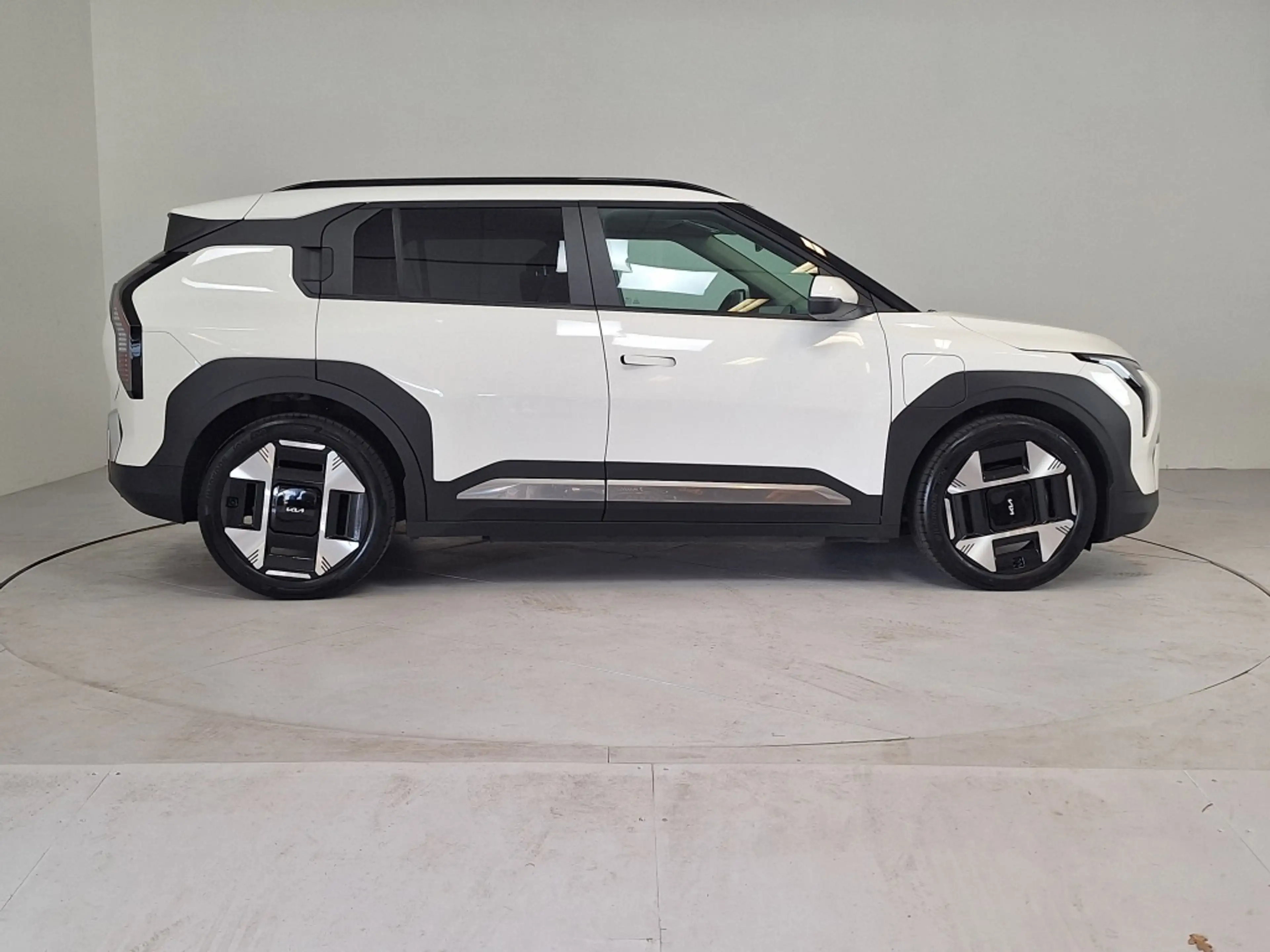 Kia EV3 Plus Advanced 58.3 kWh — photo 4