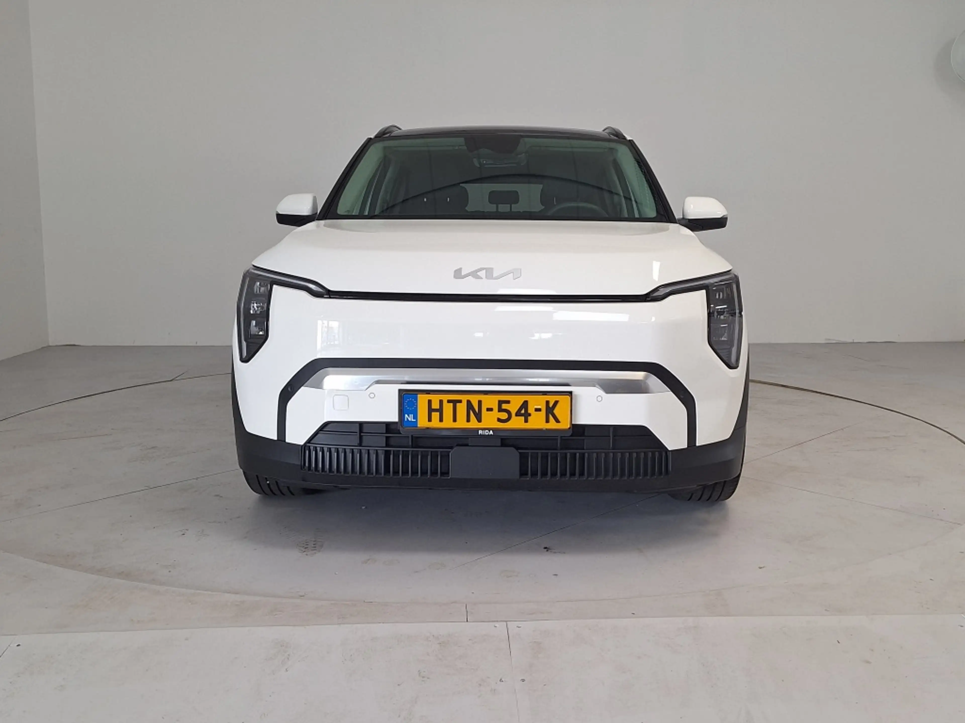 Kia EV3 Plus Advanced 58.3 kWh — photo 6