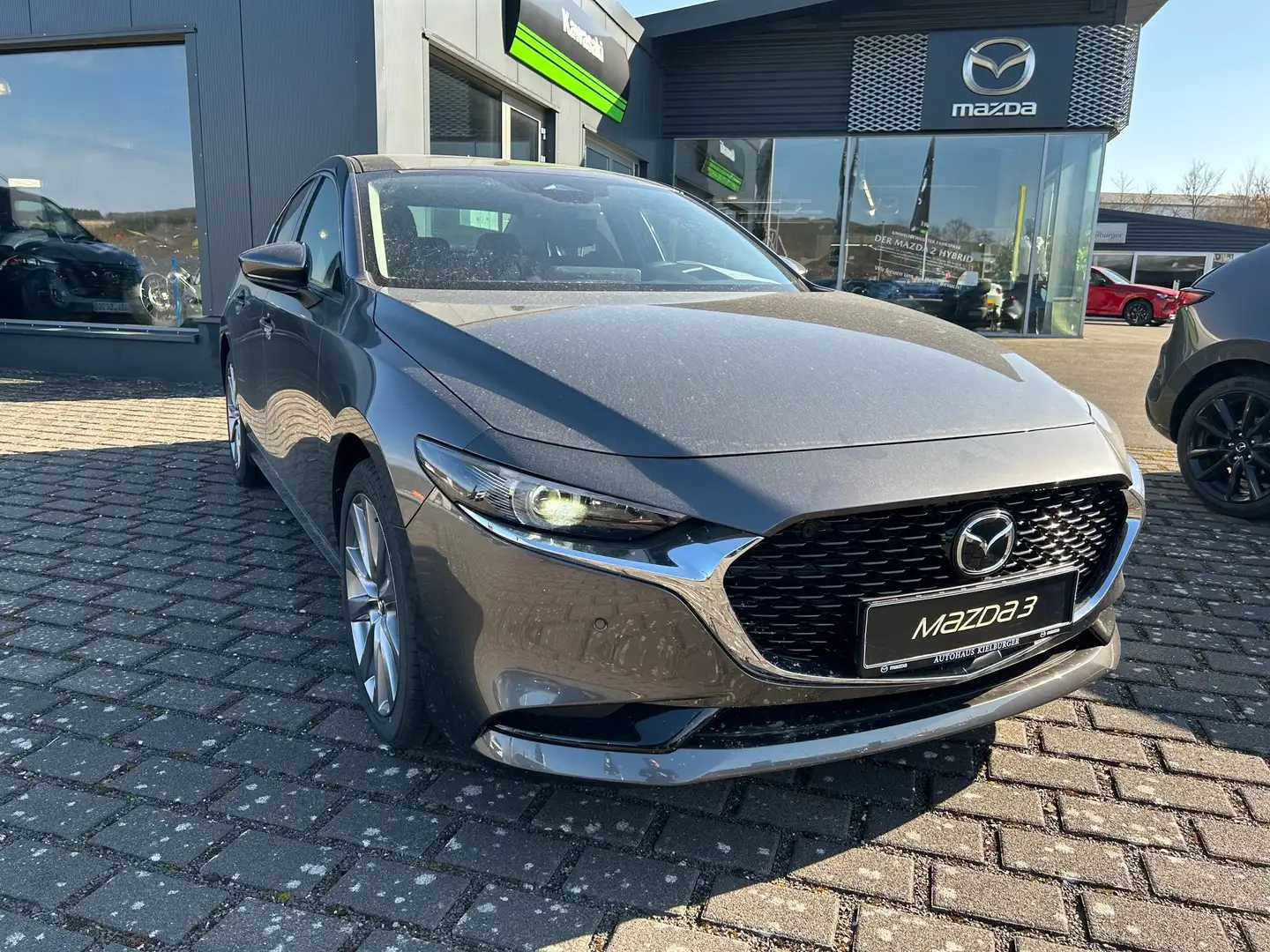 Mazda 3 2.5L e-SKYACTIV G 6MT FWD Centre-line DESI - 2