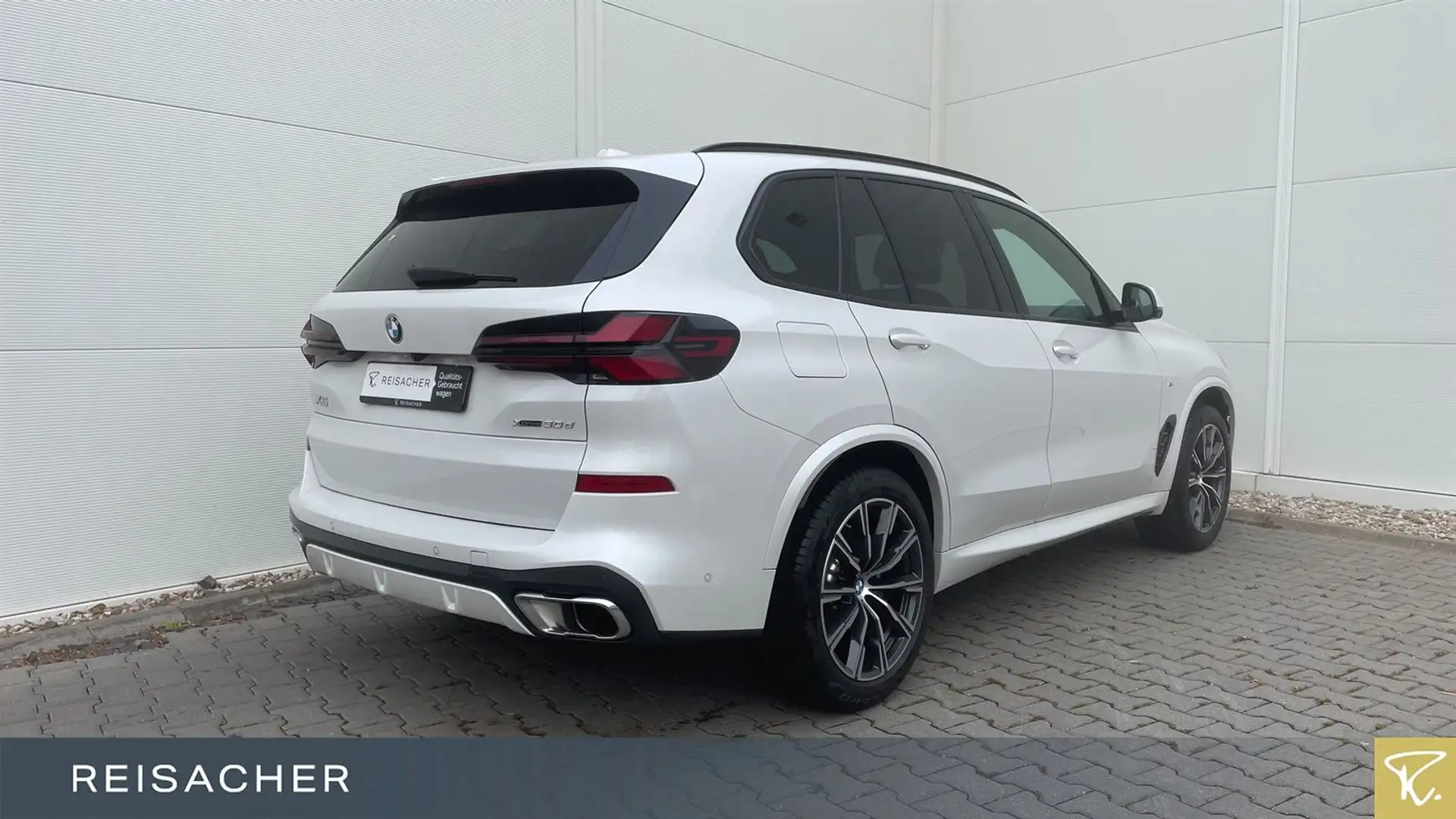 BMW X5 xDrive30d M Sport,SkyLou,AHK,adLED,360°,HuD Weiß - 2