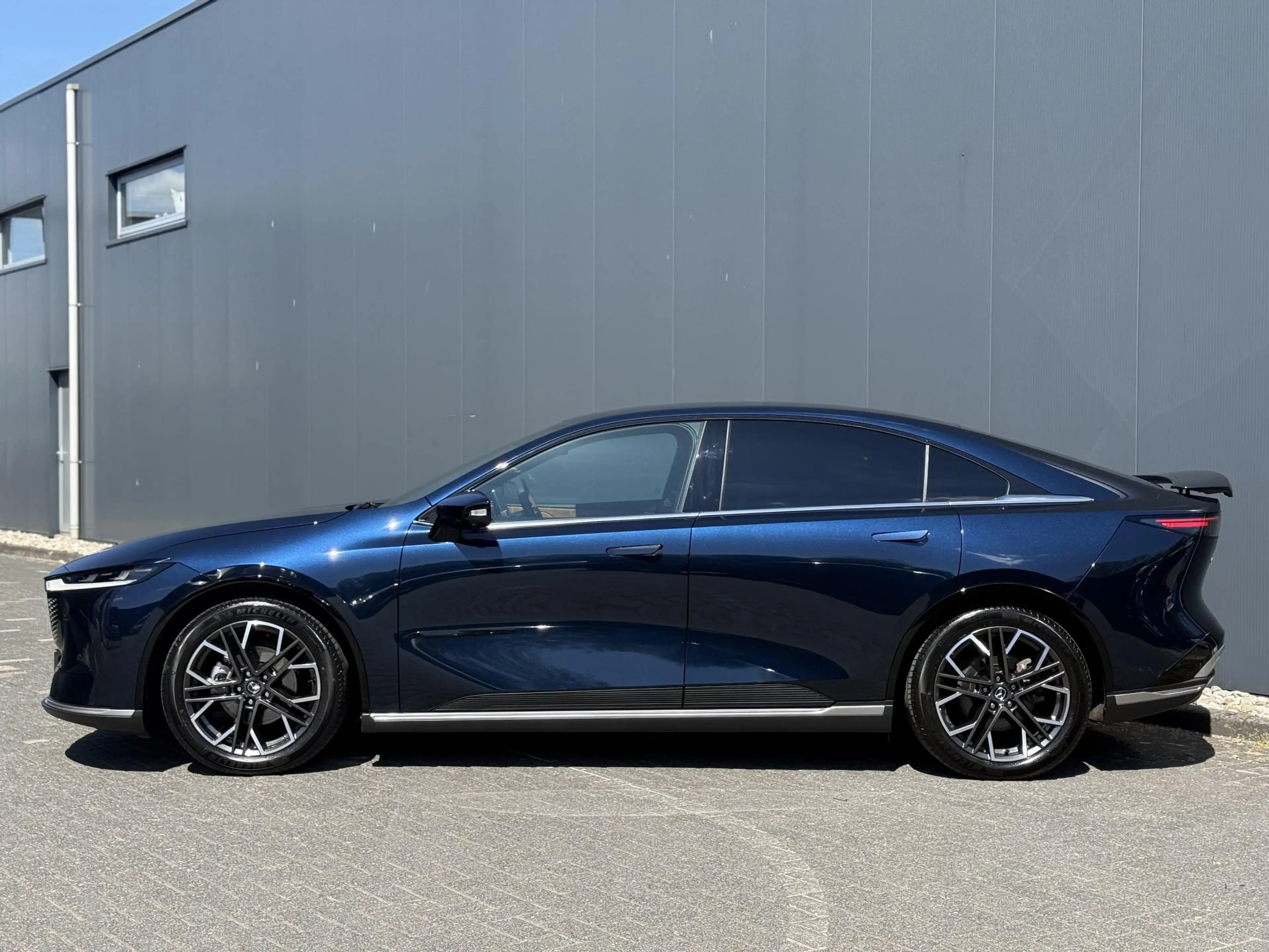 Mazda 6e Takumi Plus 68.8 kWh — photo 4