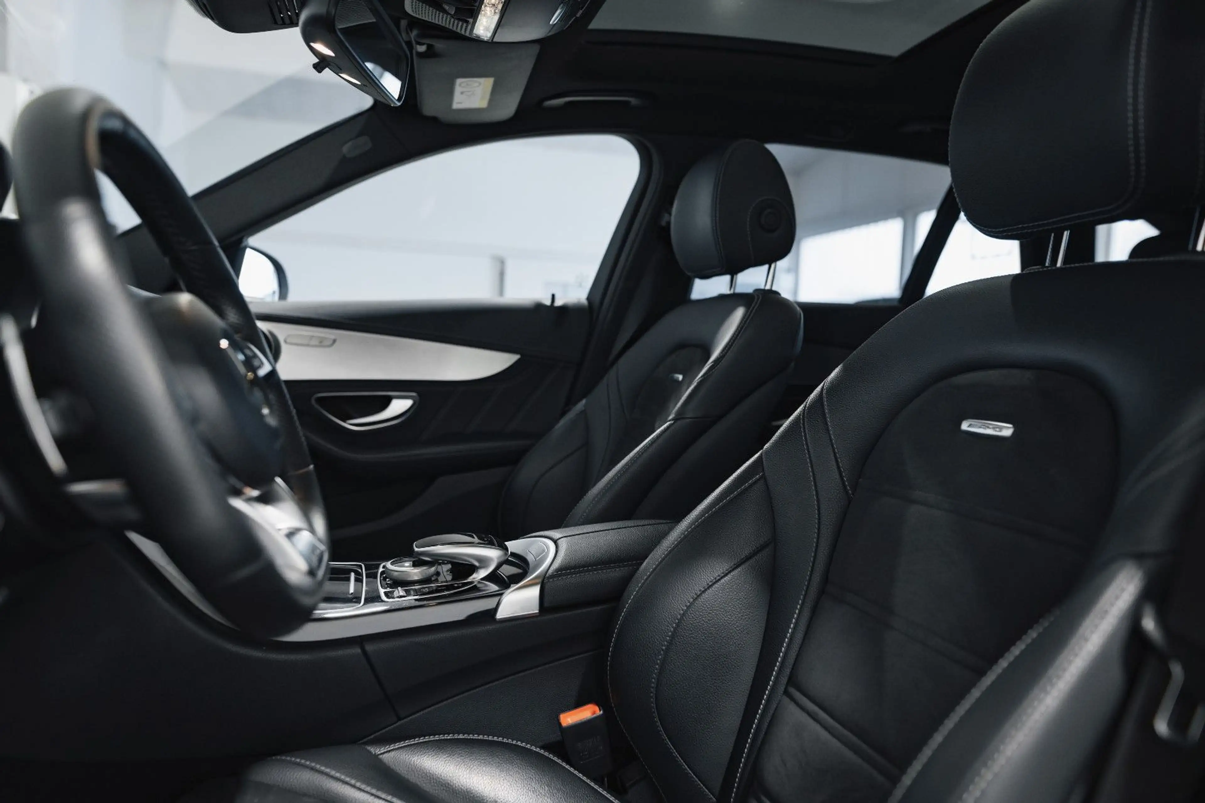 Mercedes-Benz C 63 AMG T-Modell — photo 11