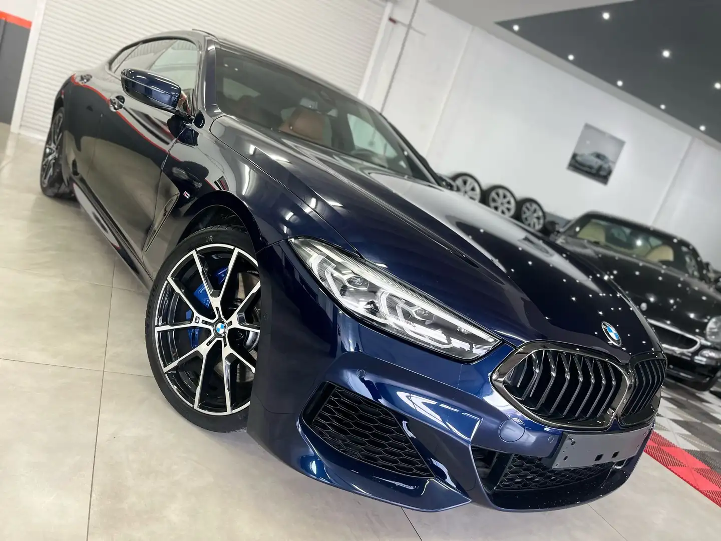 BMW 840 Gran Coupé 840iXAS** KIT AERODYNAMIQUE M** Bleu - 1